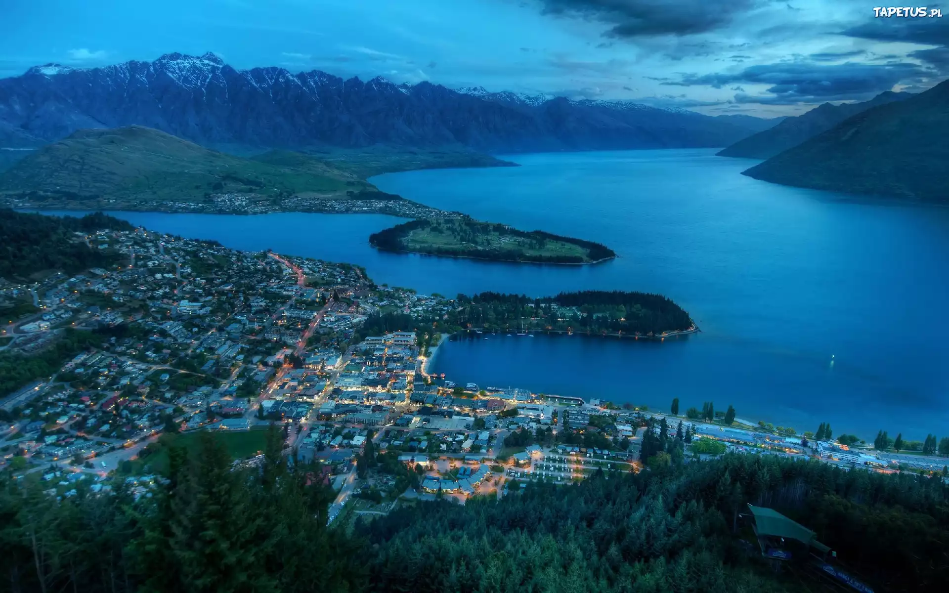 Queenstown, Nowa Zelandia, Panorama, Nocą