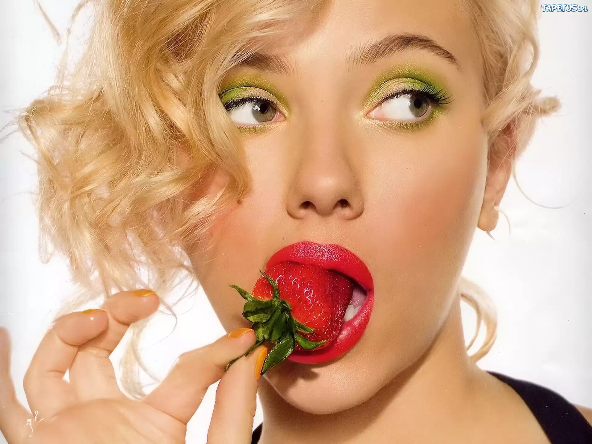 Kobieta, Blondynka, Truskawka, Scarlett Johansson