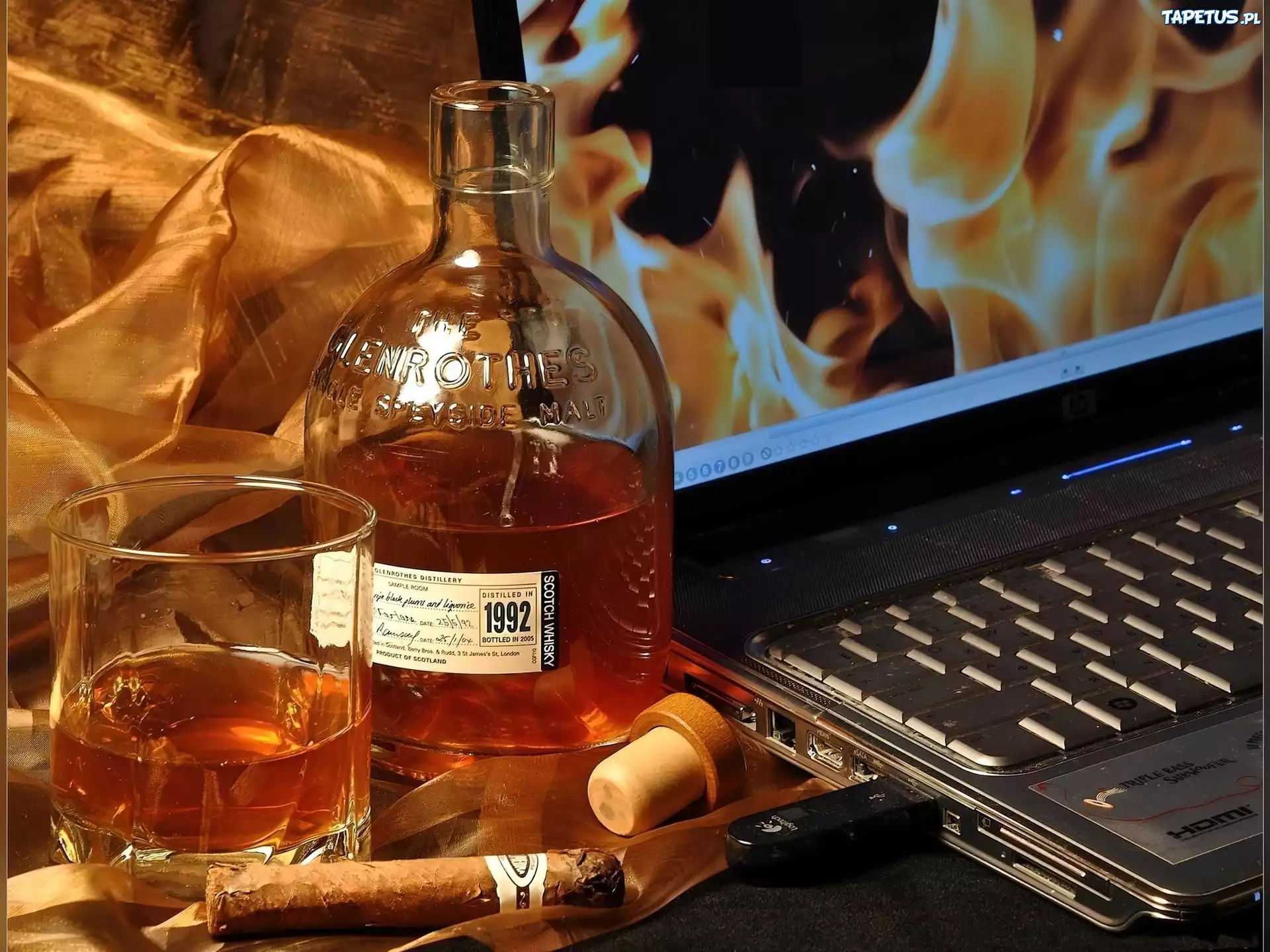 Szklaneczka, Butelka, Koniak, Cygaro, Laptop
