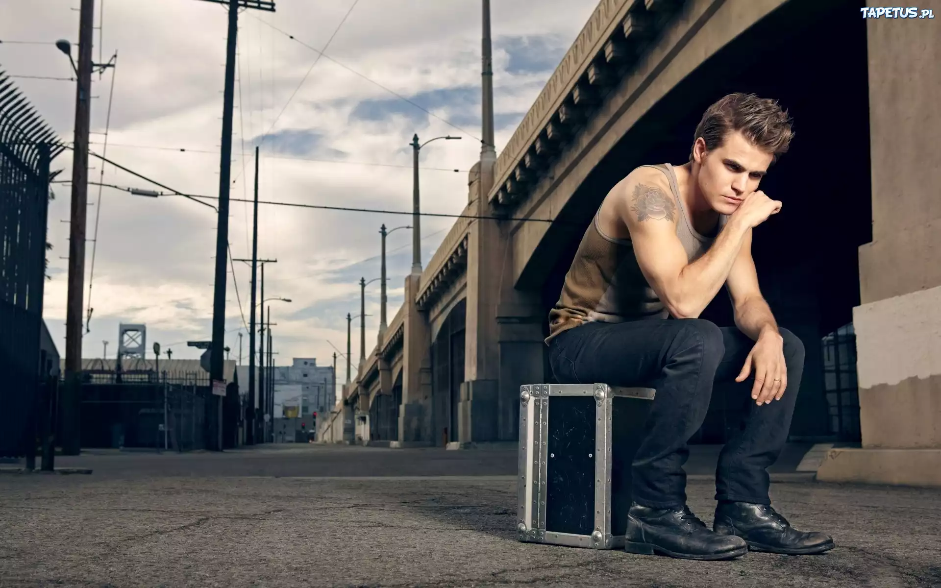 Paul Wesley, Aktor, Podkoszulek, Skrzynka