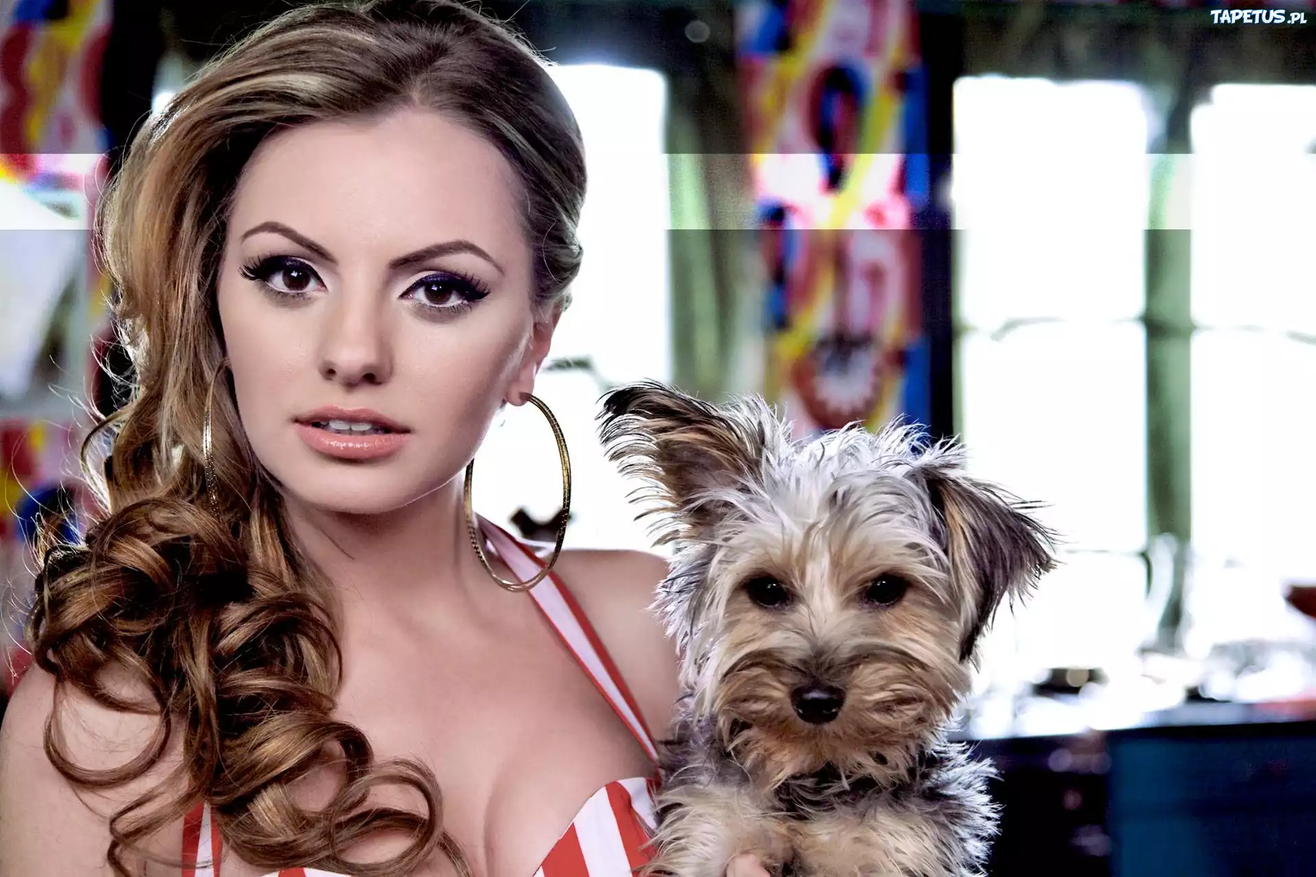 Wokalistka, Alexandra Stan, Piesek