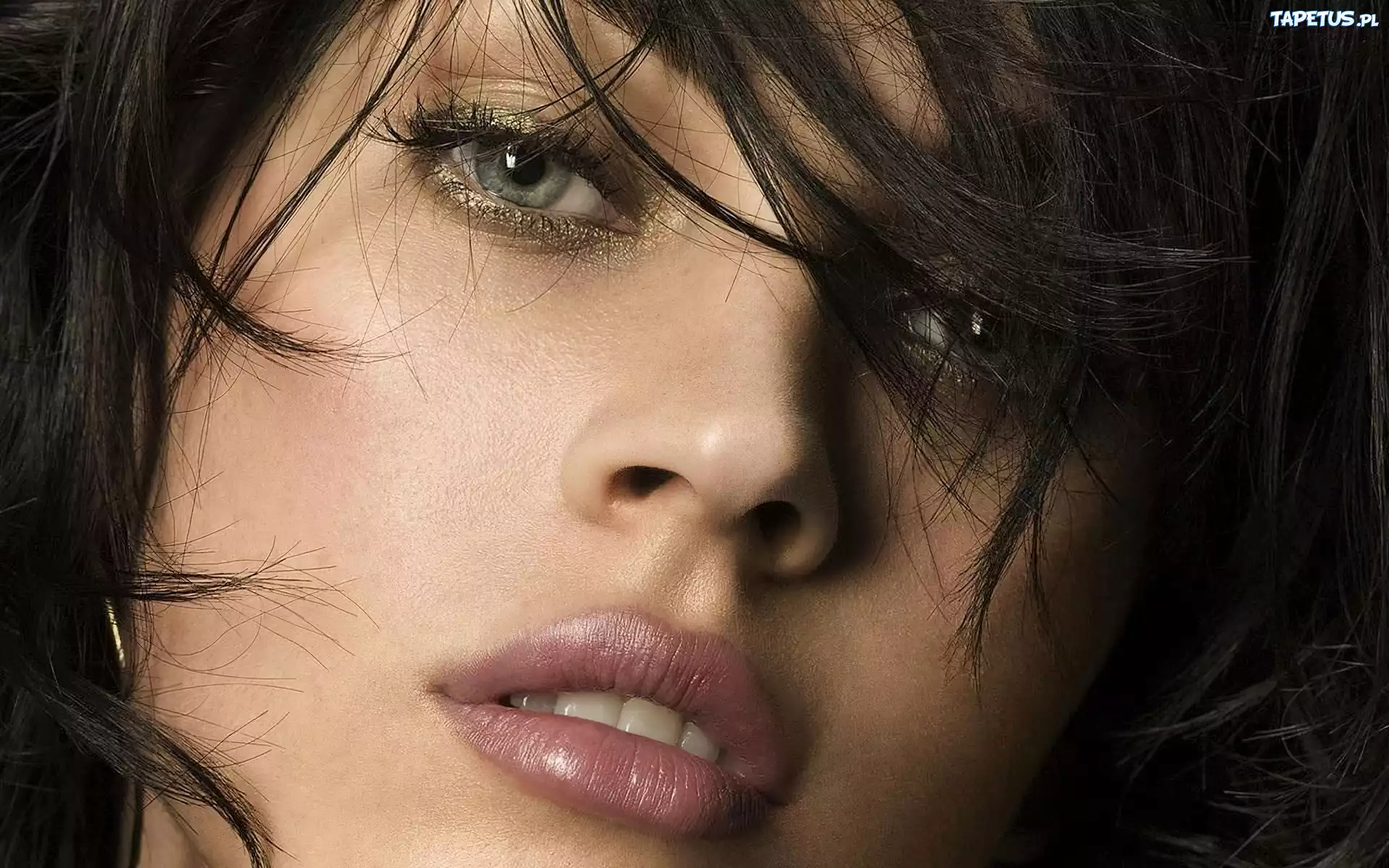 Megan Fox, Twarz, Makijaż