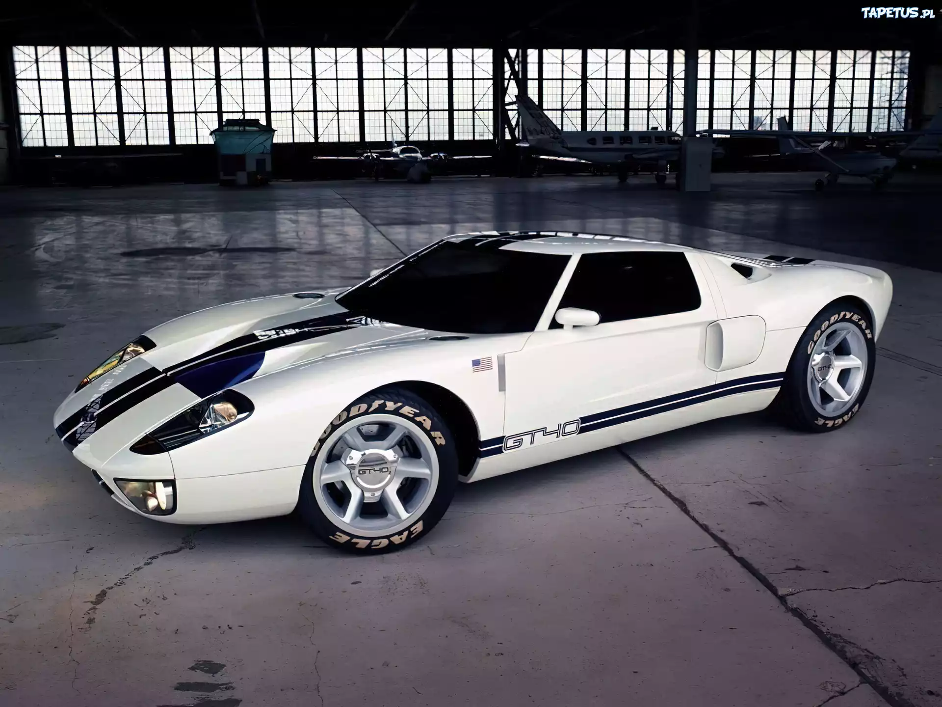Ford GT, Hangar