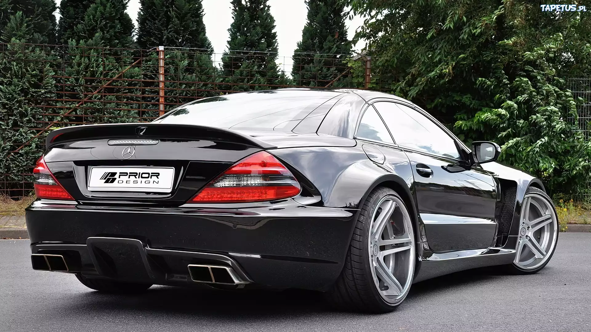 Czarny, Mercedes Benz SLR 230