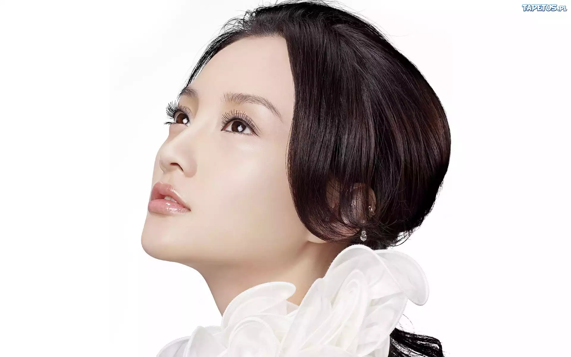 Urocza, Zhou Xun, Makijaż