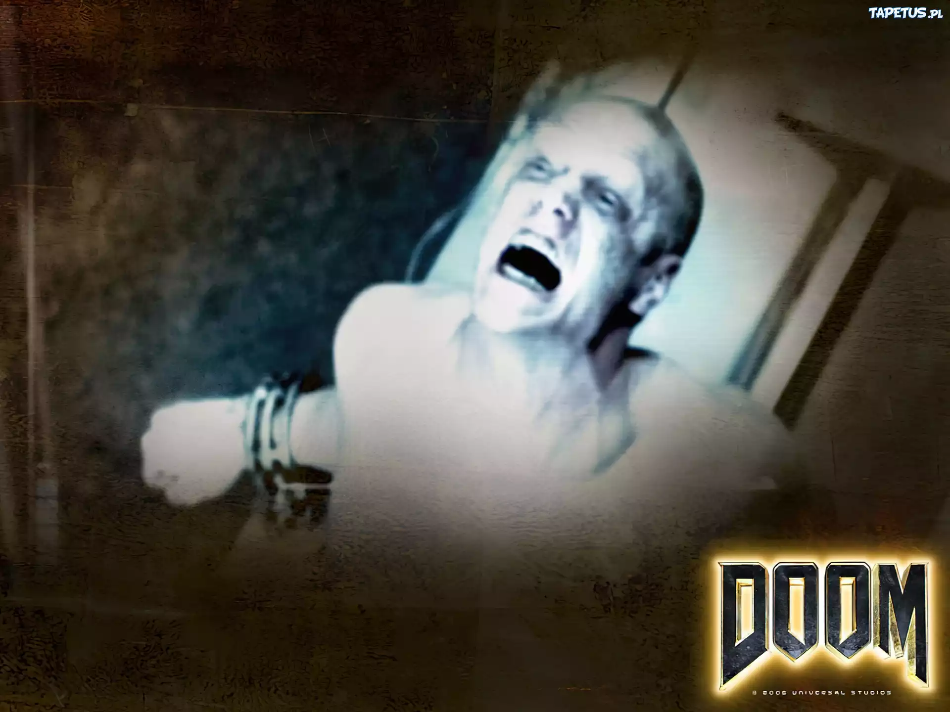 Doom, przykuty, mężczyzna