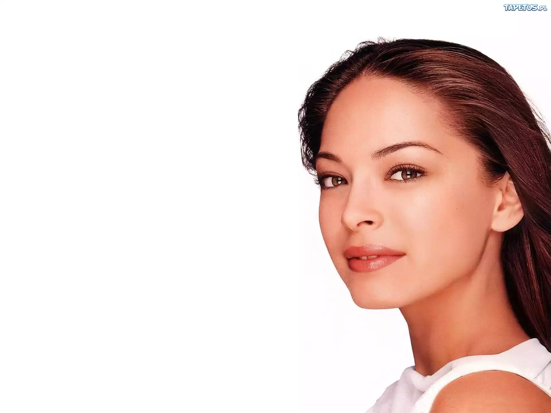 Kristin Kreuk, Buzia