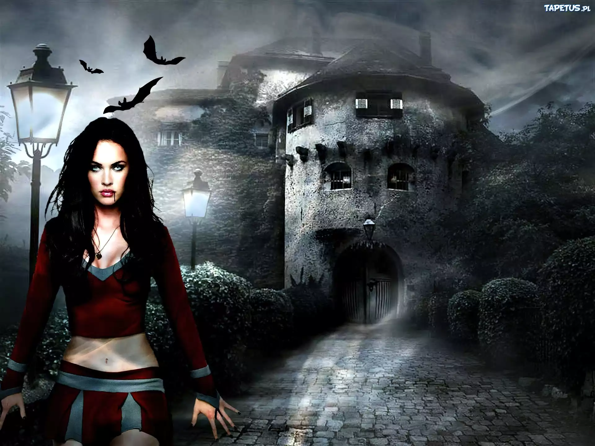Megan Fox, Zamek, Mgła