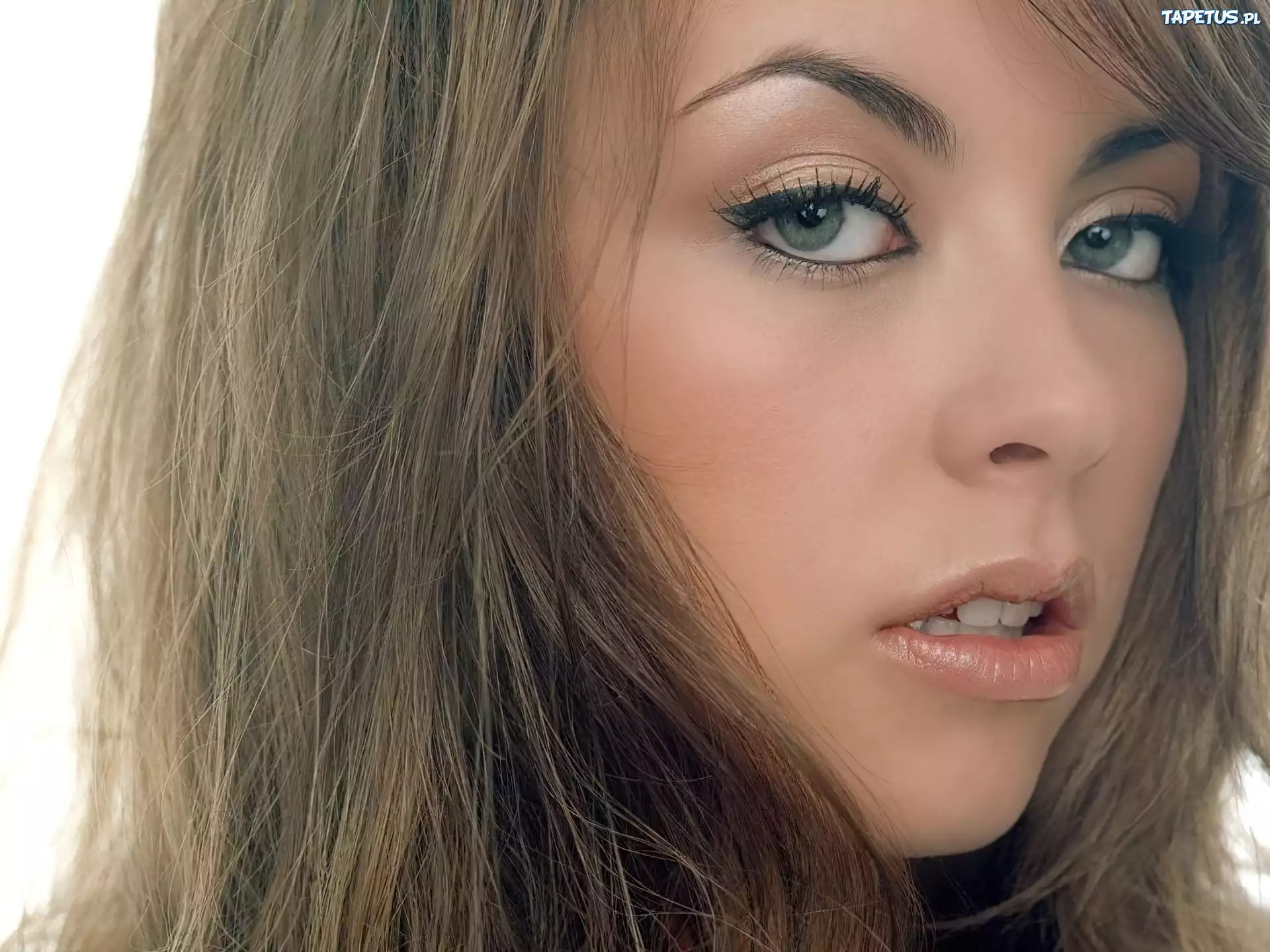 Charlotte Church, Twarz