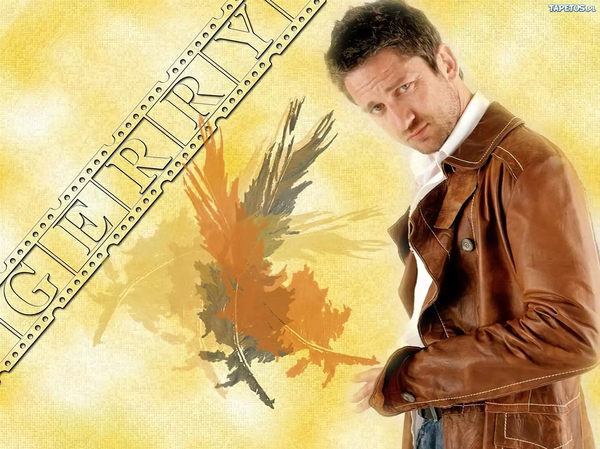Gerard Butler,brązowa kurtka