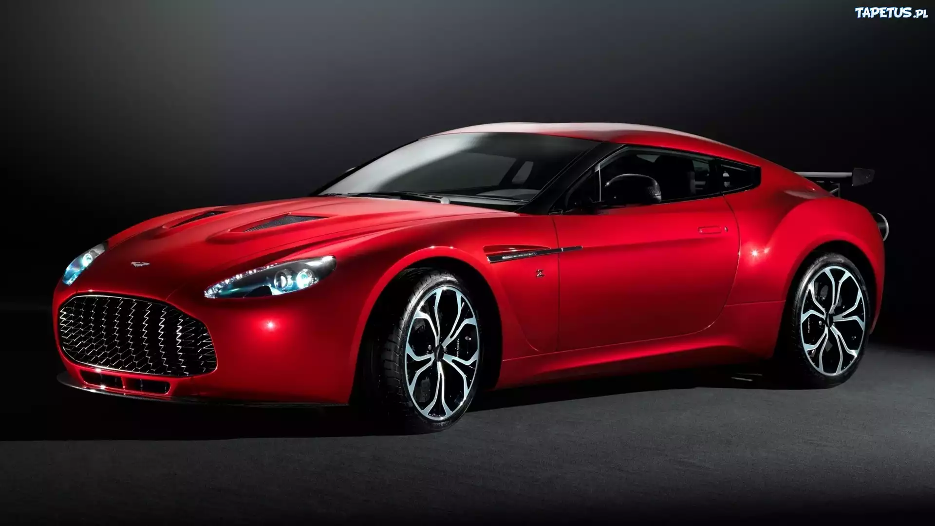 Aston Martin, V12, Czerwony