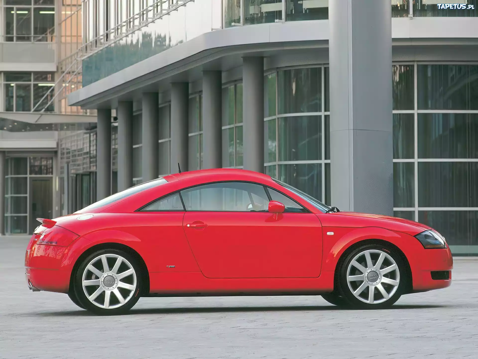Czerwony, Audi TT