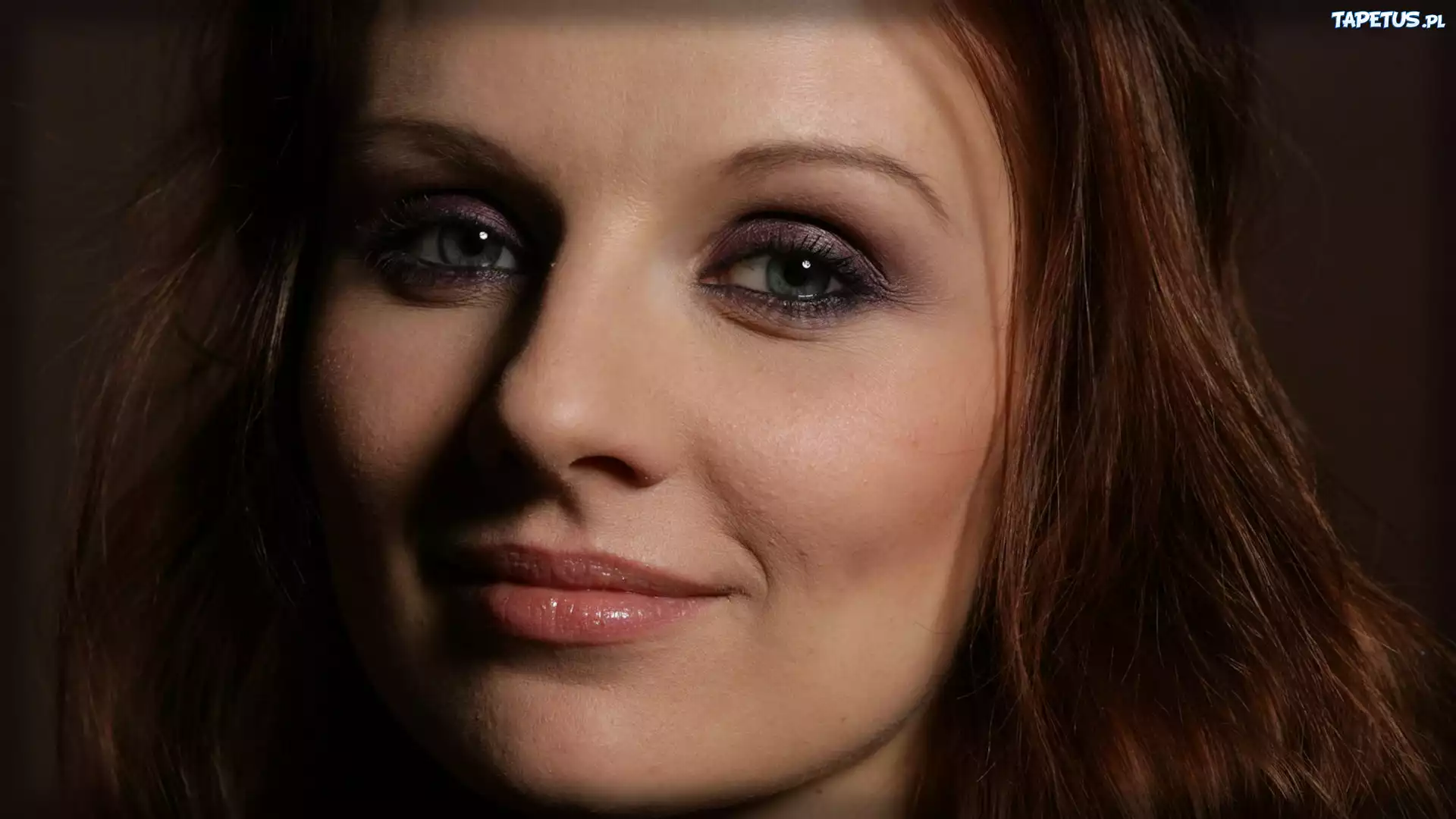 Ewelina Flinta, Twarz, Makijaż