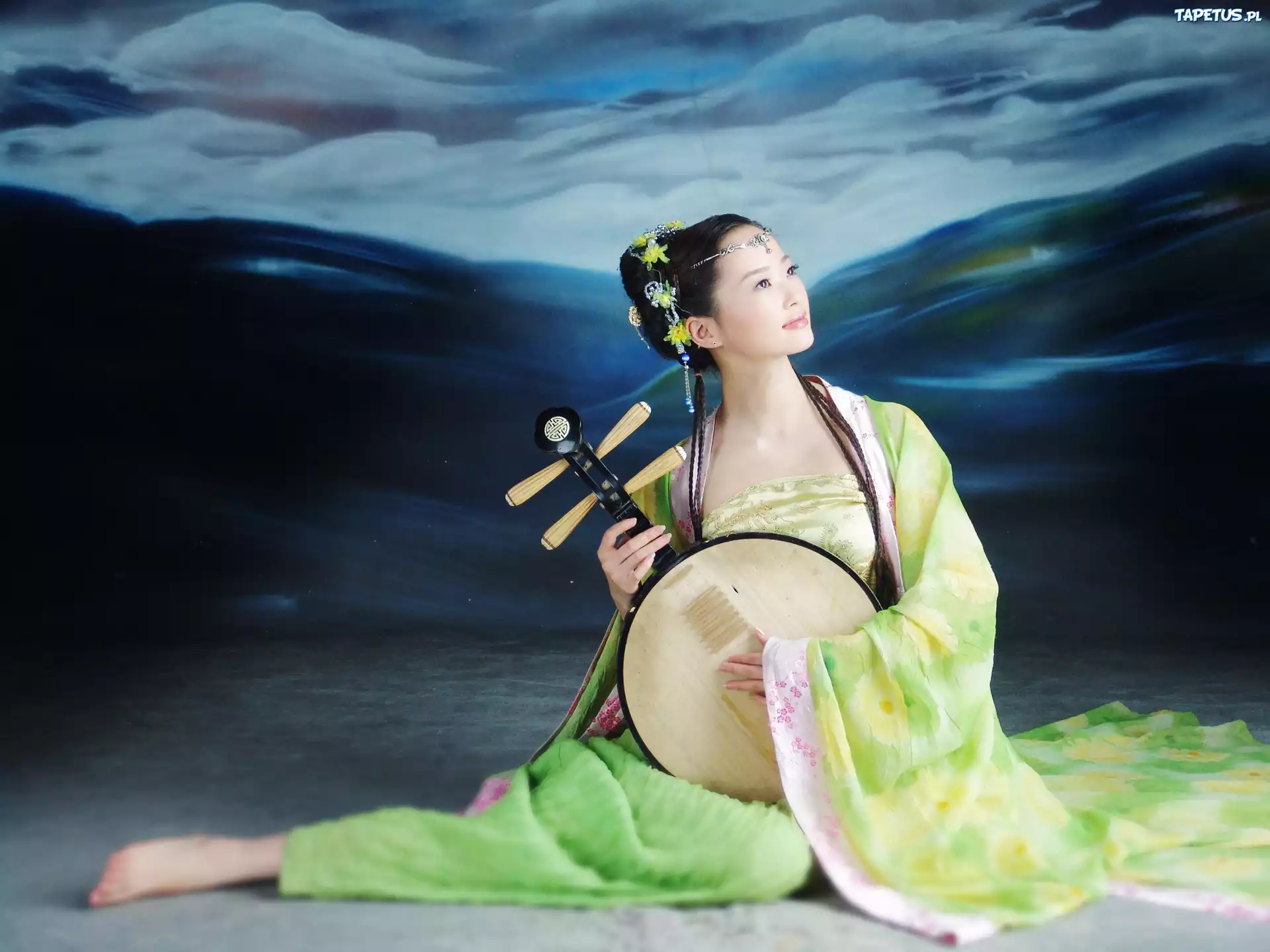 Kobieta, Instrument, Kimono