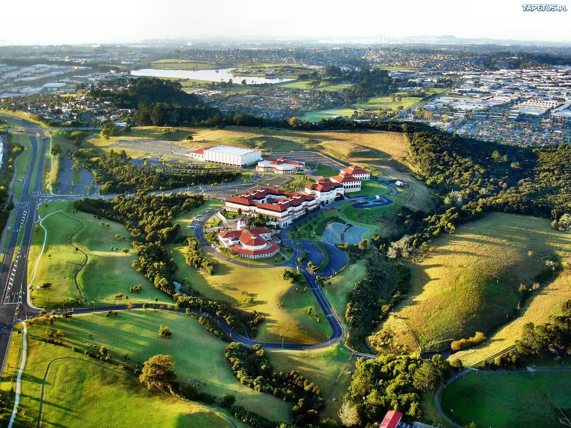 Domy, Panorama