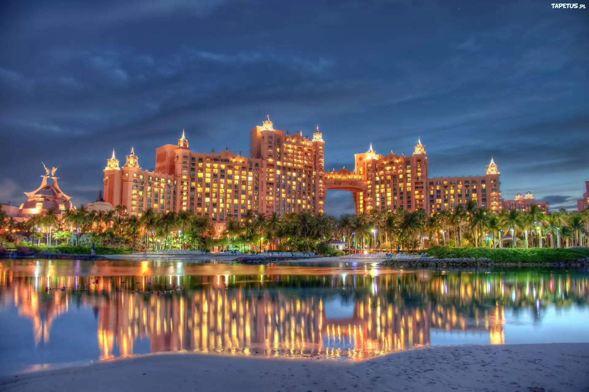 Atlantis The Palm, Hotel, Dubai, Nocą