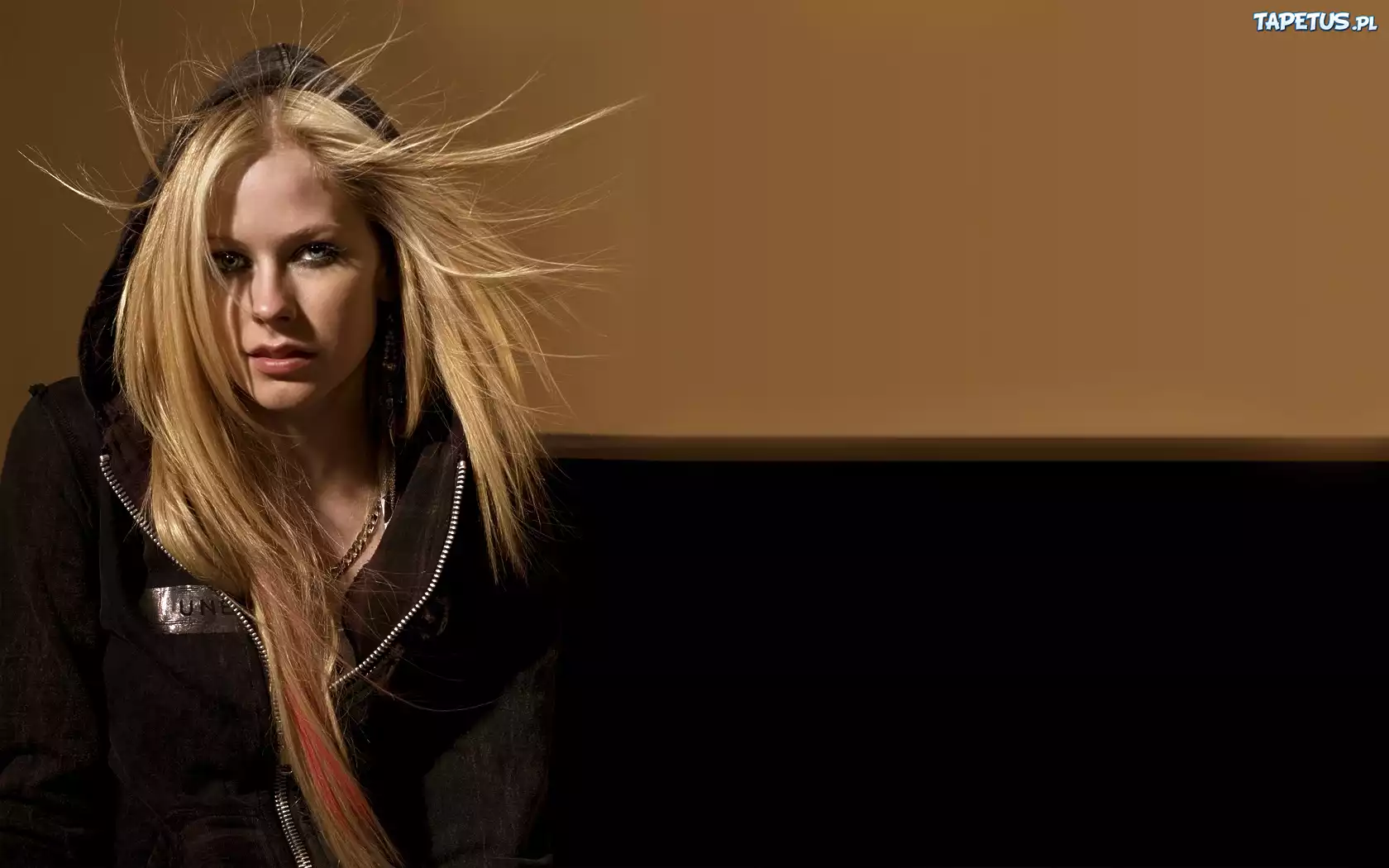 Avril, Levigne, Blondynka, Kaptur