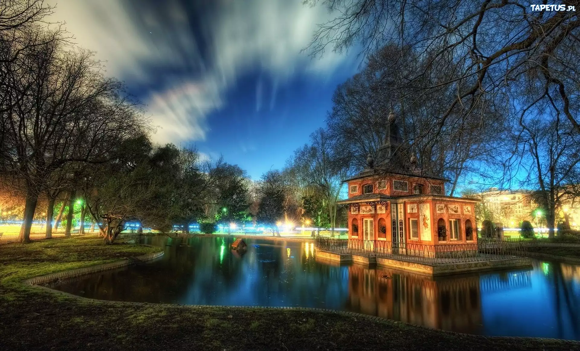 Park, Jeziorko, Drzewa, Domek, Odbicie