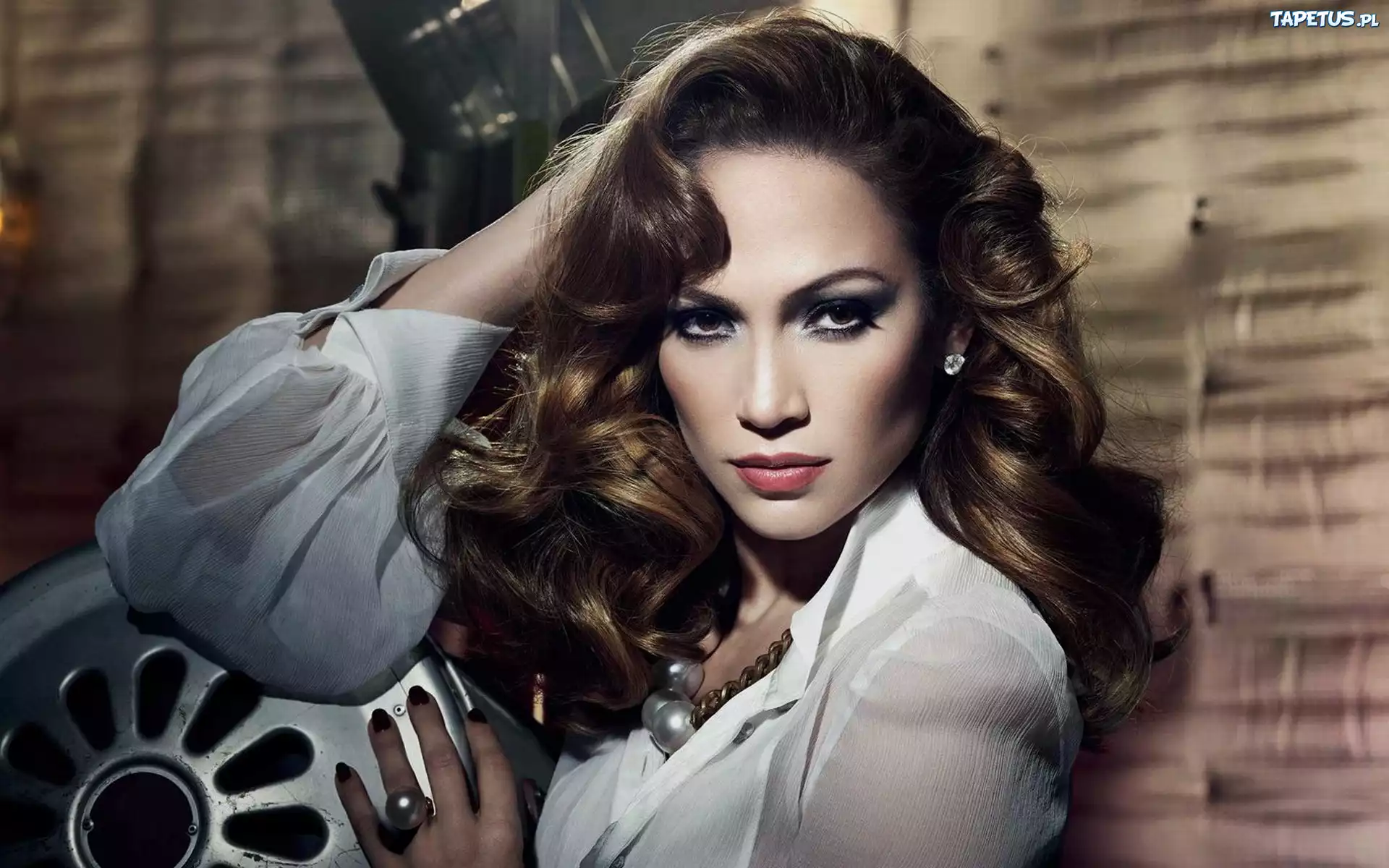 Jennifer Lopez, Makijaż, Biżuteria