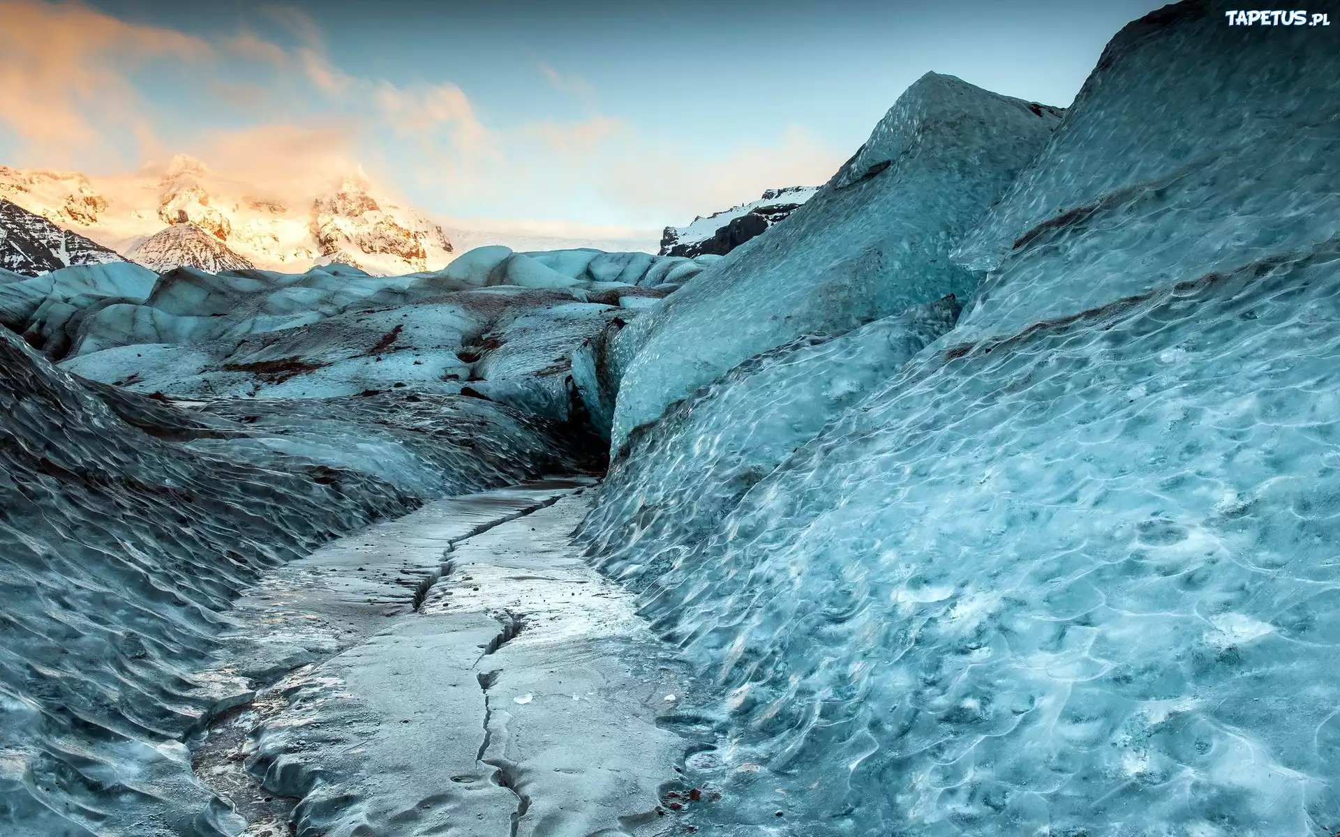 северный полюс скалы человек лед зима бесплатно