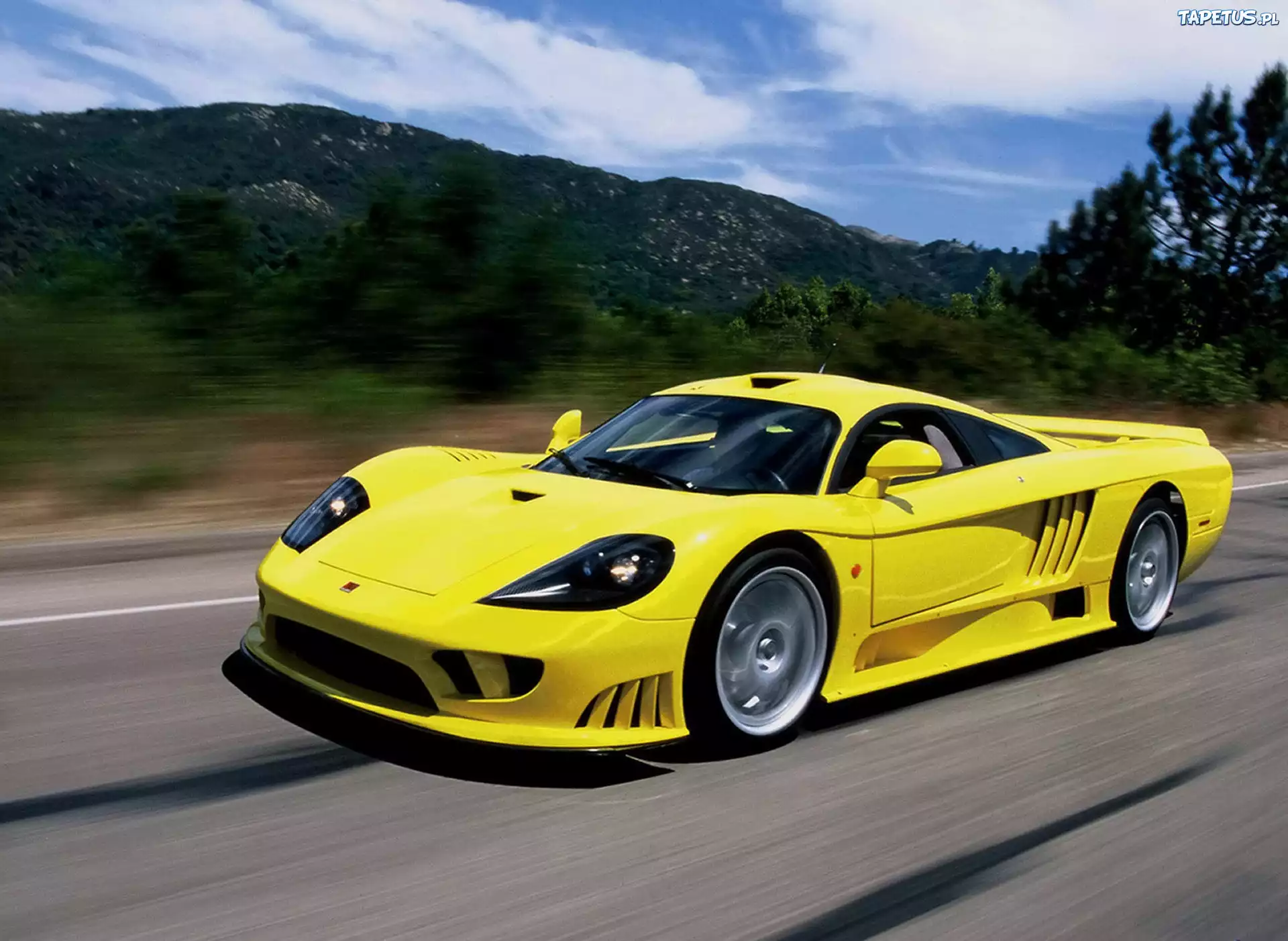 Samochód, Saleen S7, Droga