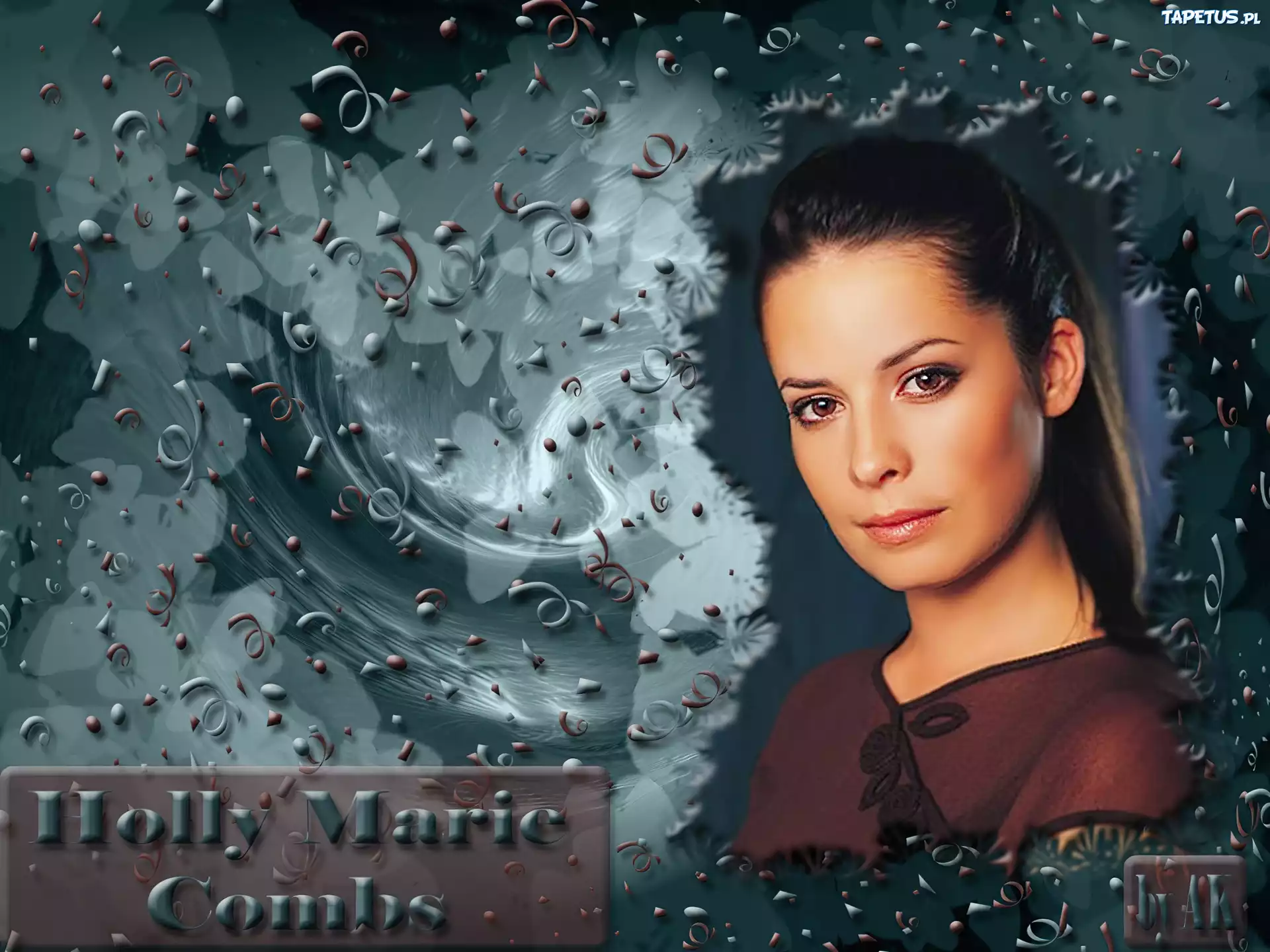 Holly Marie Combs
