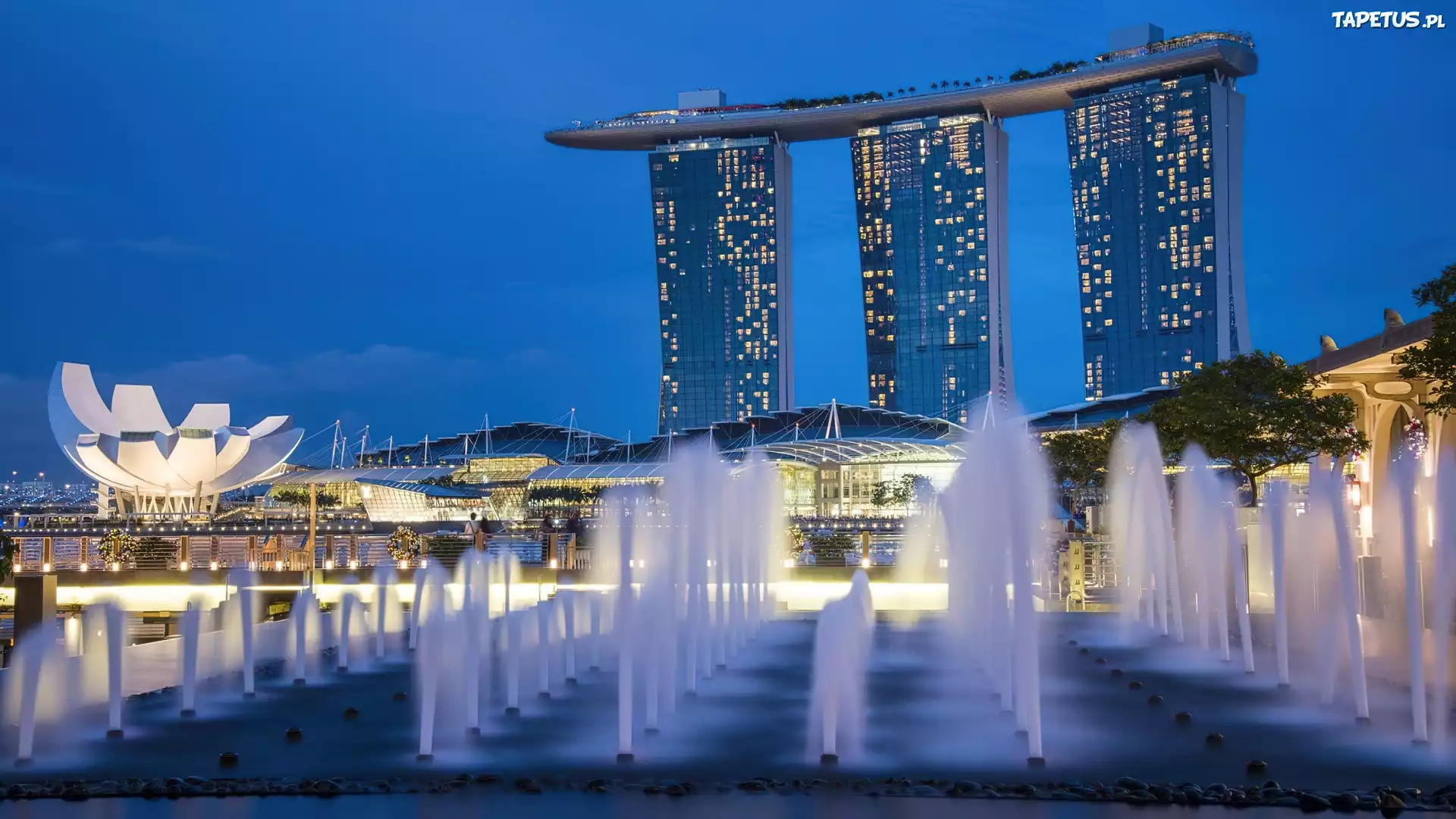 Singapur, Hotel Marina Bay Sands, Zatoka Marina Bay, ArtScience Museum, Muzeum Sztuki i Nauki, Fontanna