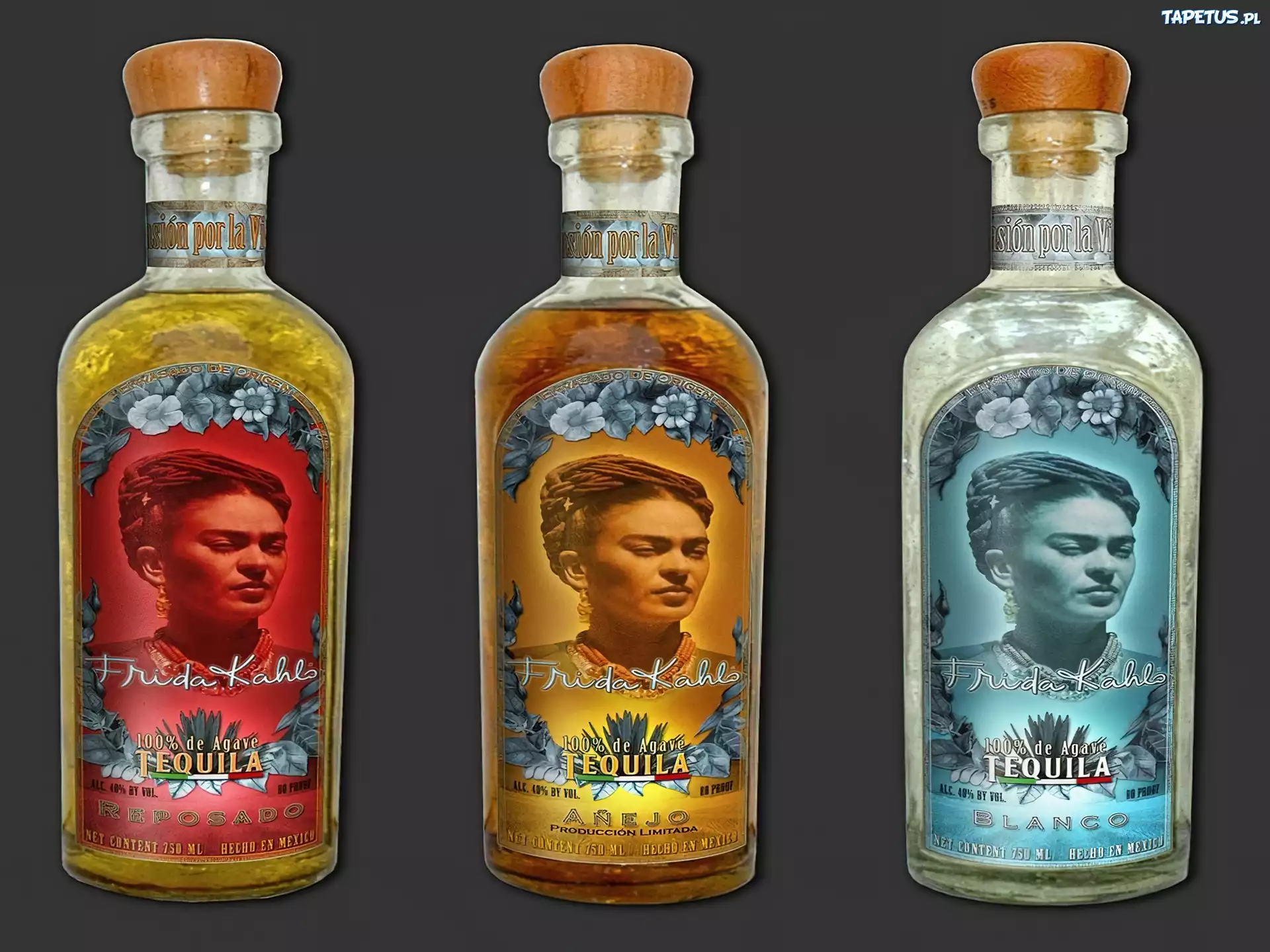 Tequila, kolorowe butelki