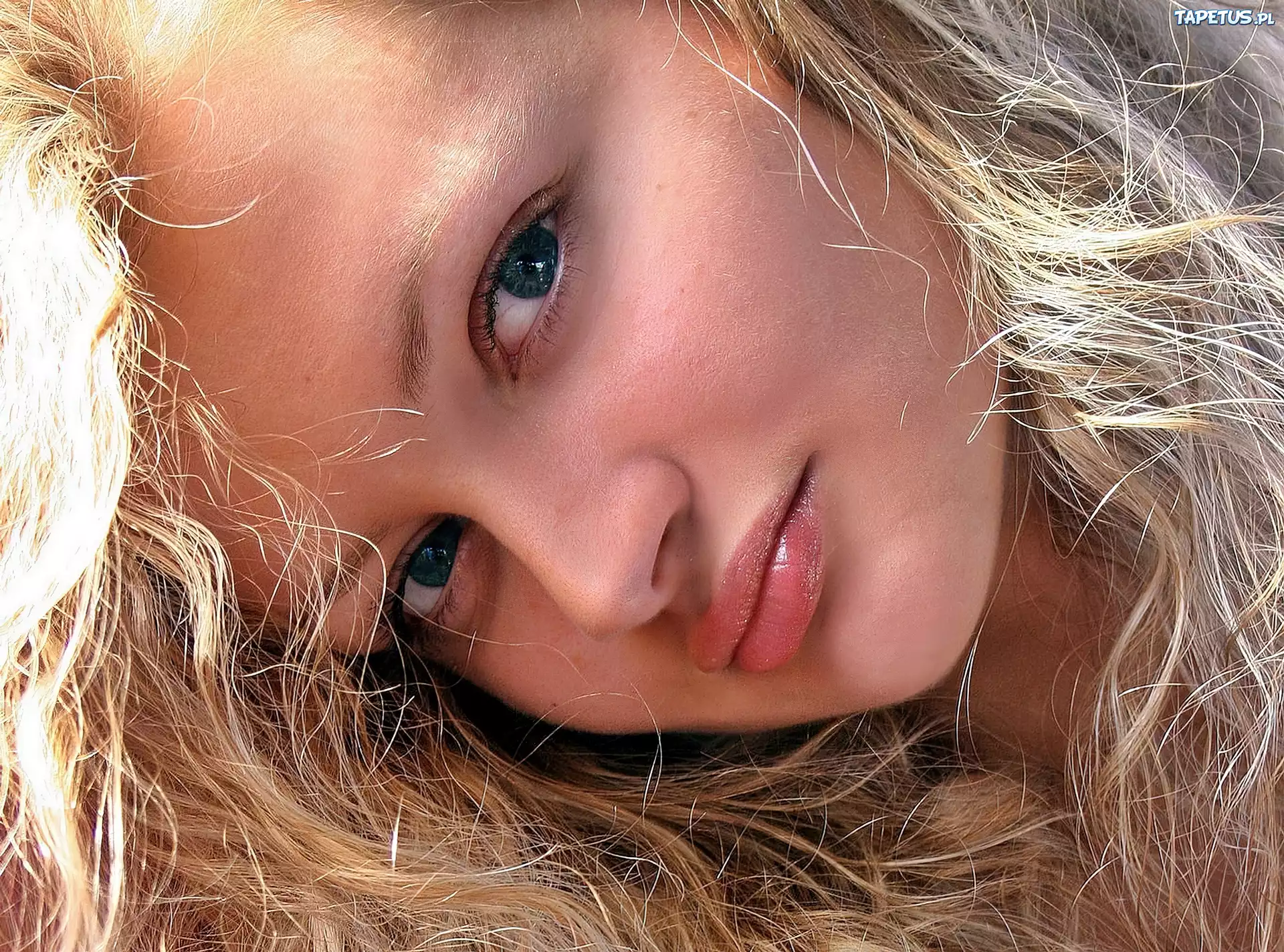 Blondynka, Makijaż