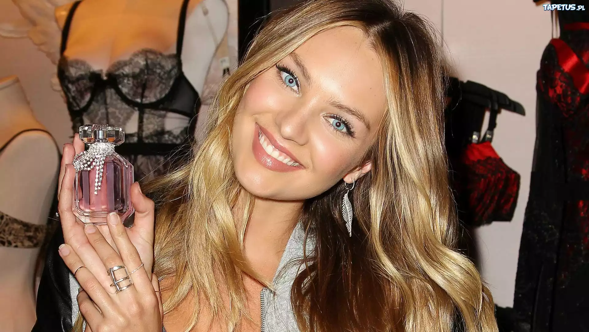 Candice Swanepoel, Modelka, Perfumy