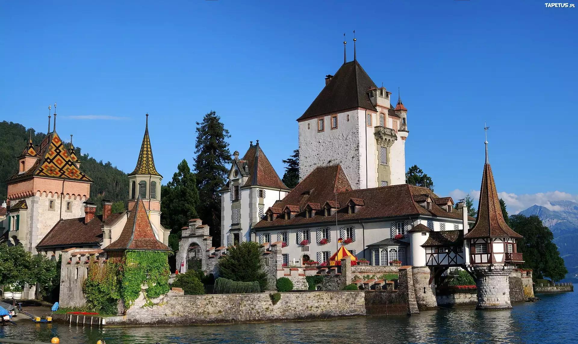Zamek, Oberhofen, Szwajcaria