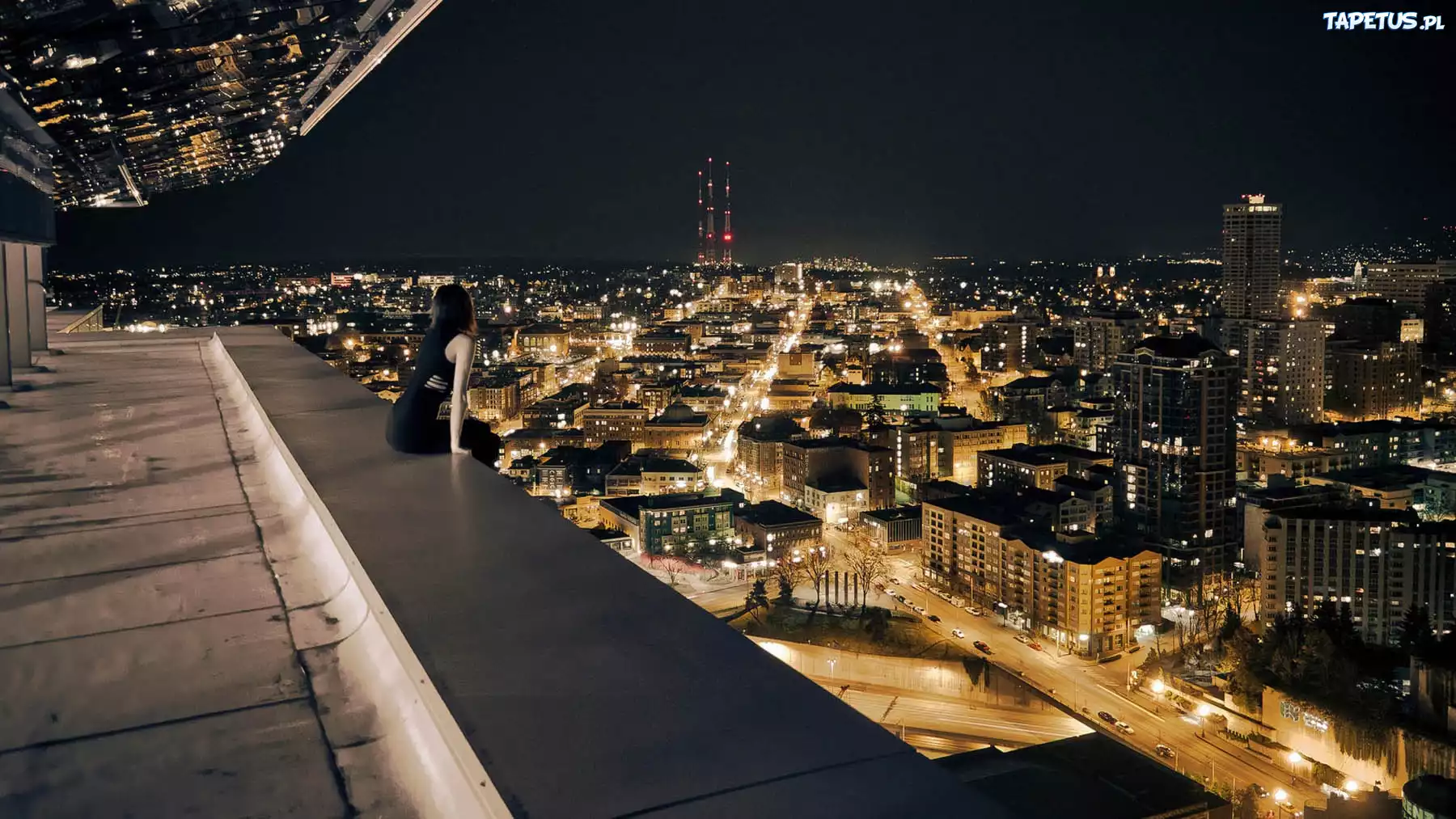 Miasto, Oświetlone, Nocą, Dach, Dziewczyna