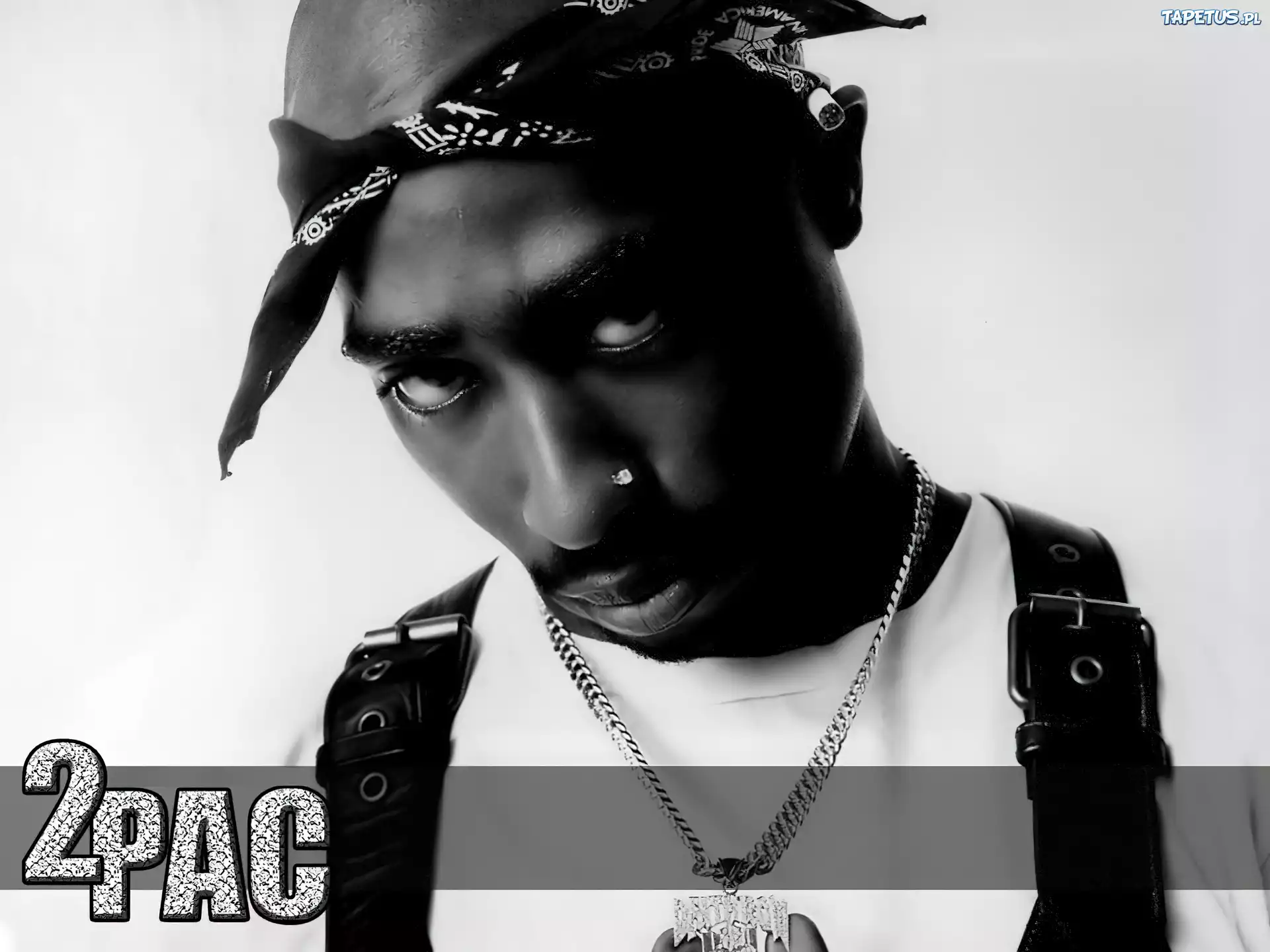 2 Pac, Klamra