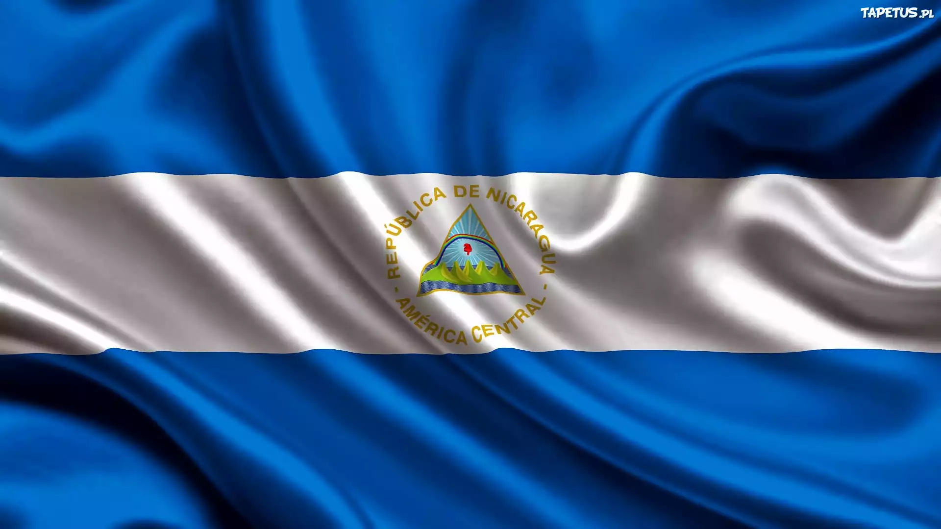 Flaga, Nikaragui
