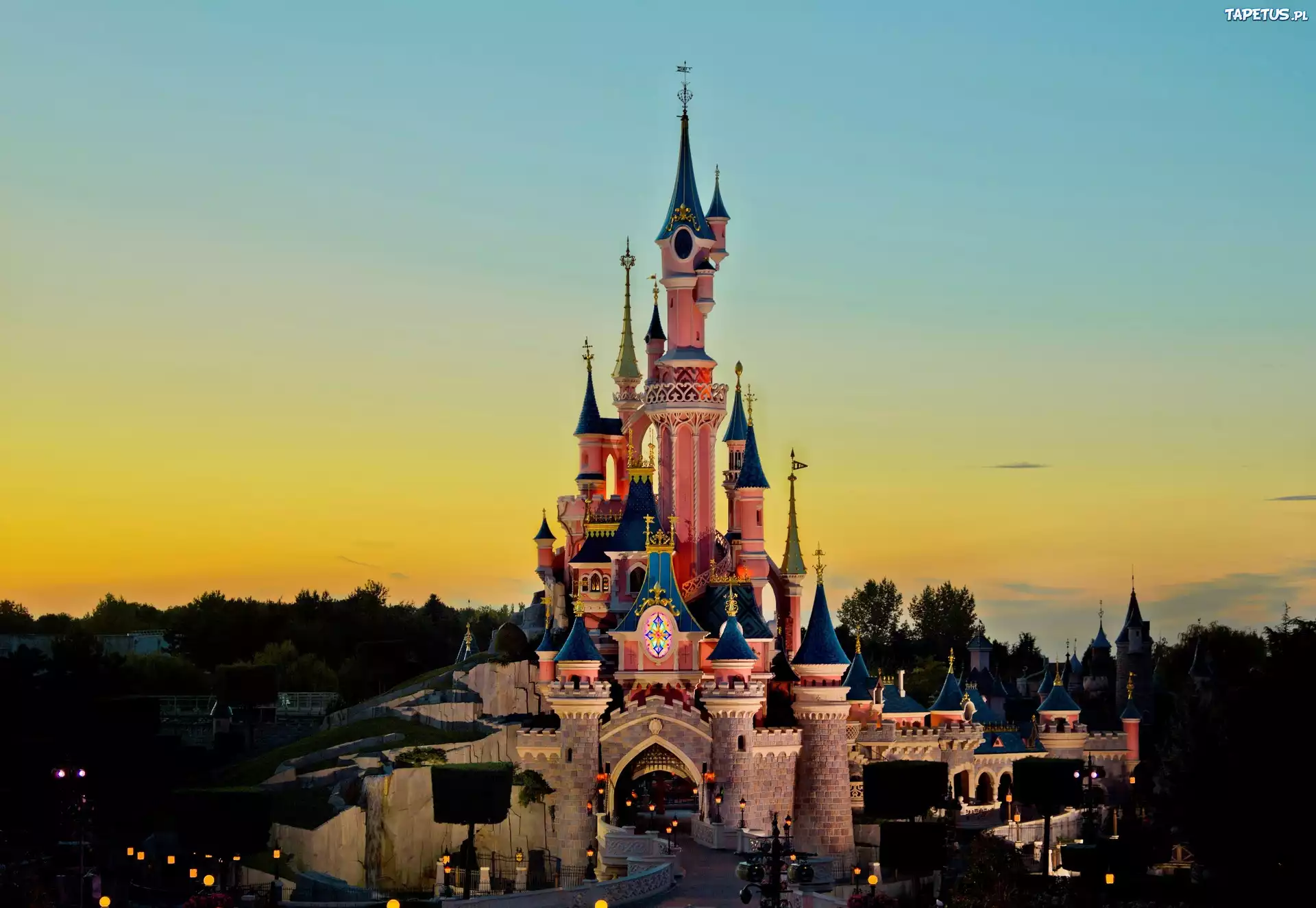 Zamek, Disneyland, Paryż