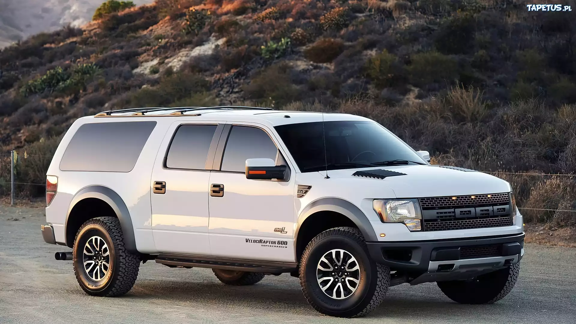Ford, Hennessey