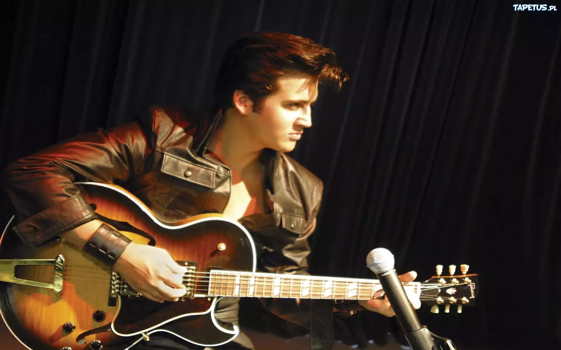 Elvis Presley, Gitara, Kurtka