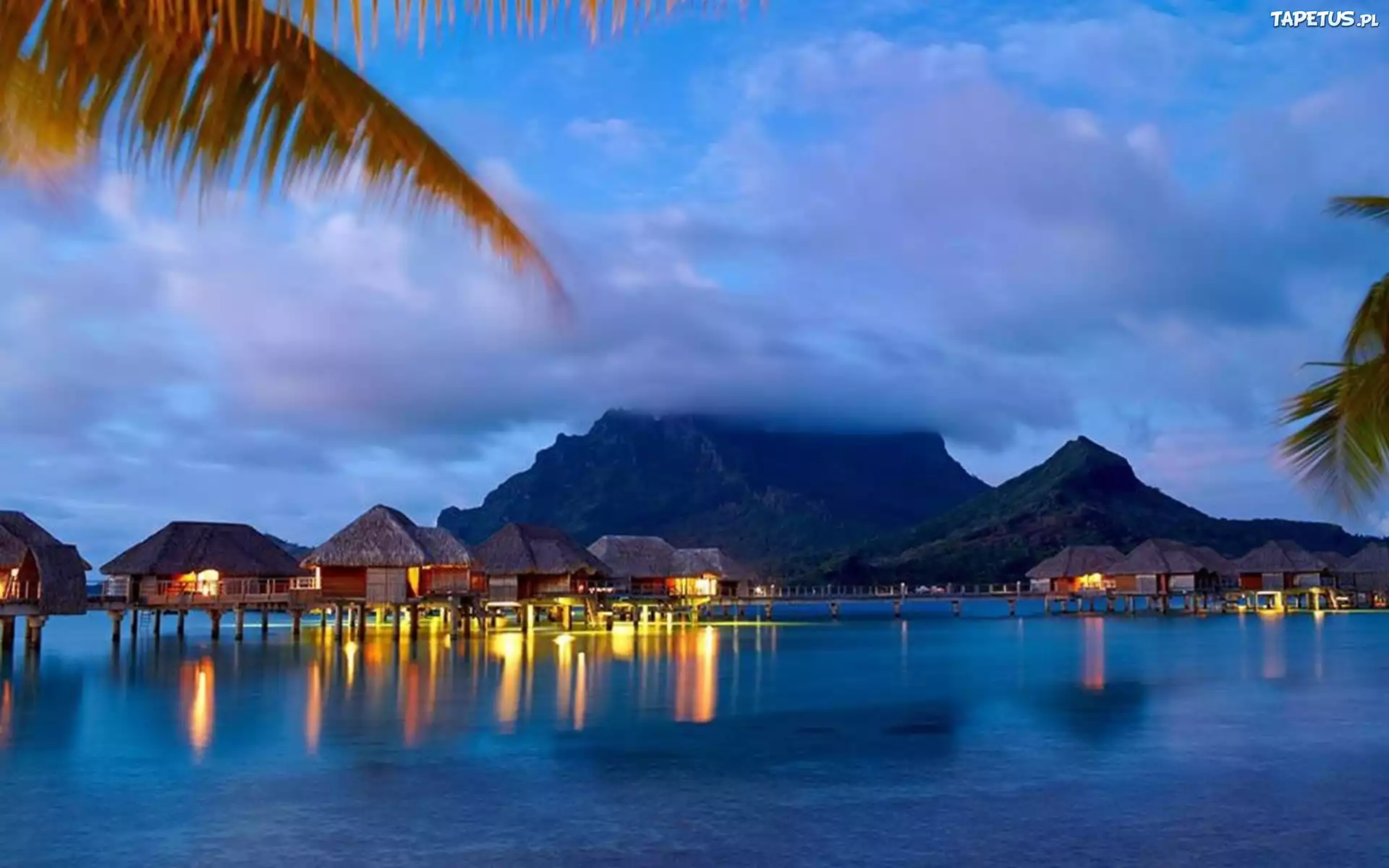 Domy, Na, Palach, Góry, Palmy, Chmury, Wyspa, Bora Bora, Ocean