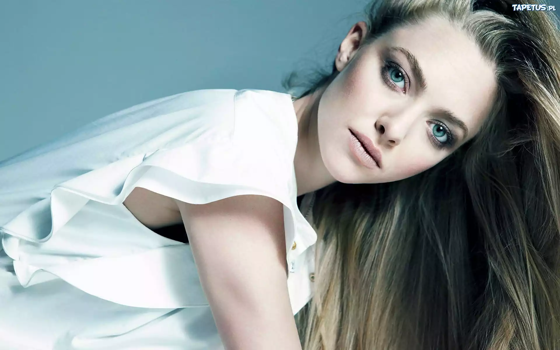 Amanda, Seyfried, Aktorka, Biała, Bluzka, Zbliżenie