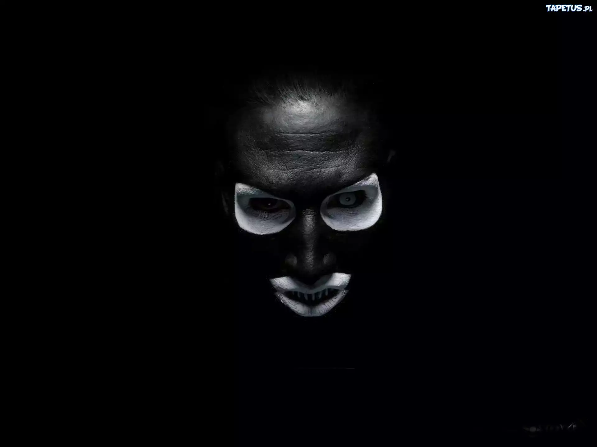 Marilyn Manson, Czarna, Twarz