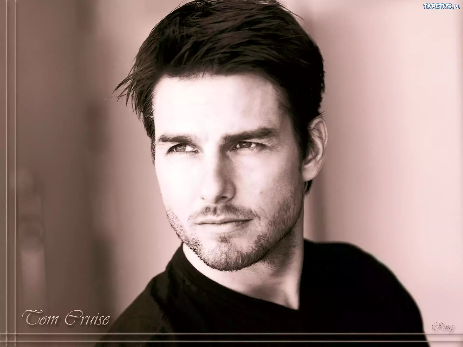 Tom Cruise,ciemne włosy
