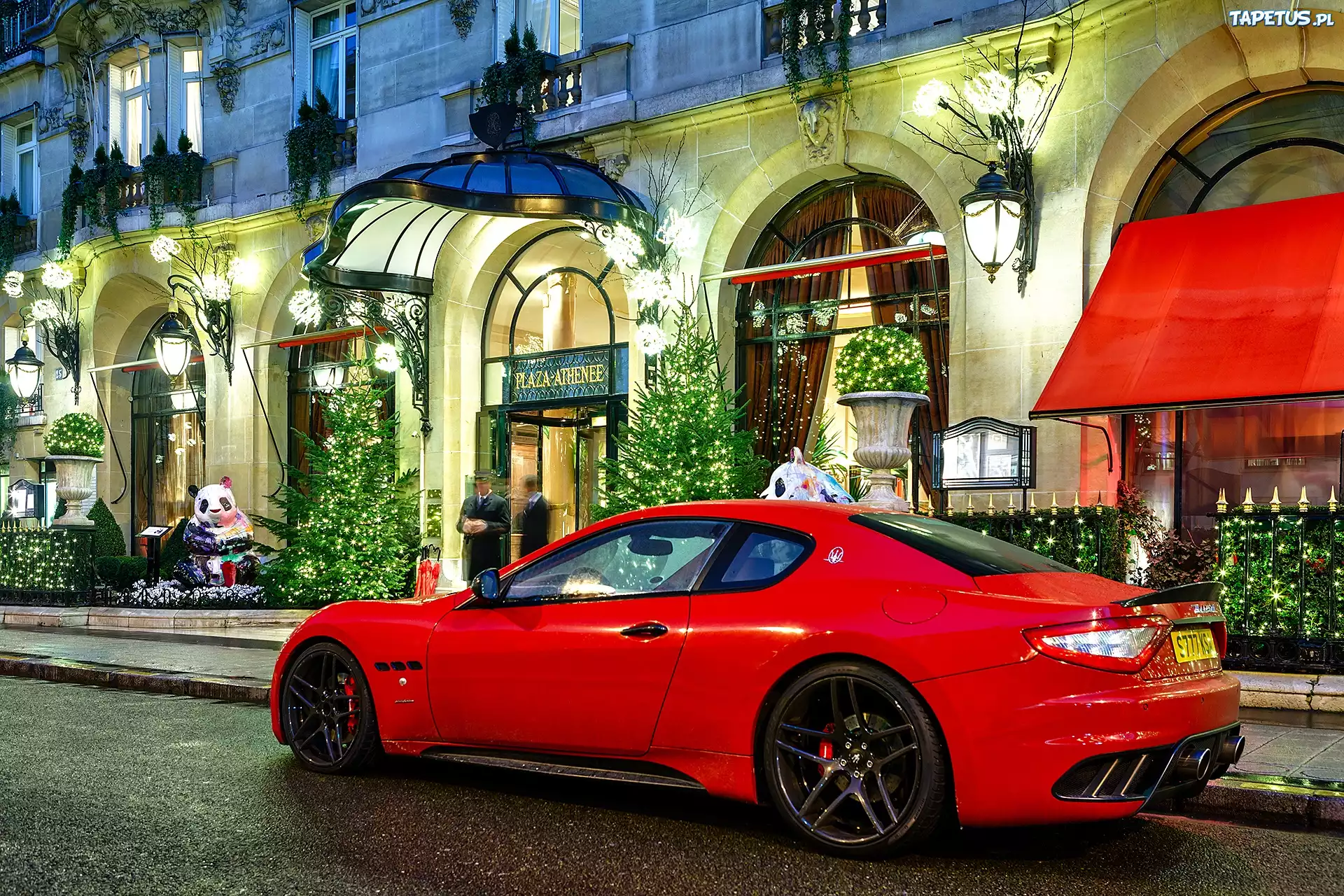 Czerwony, Maserati, Hotel, Wejście