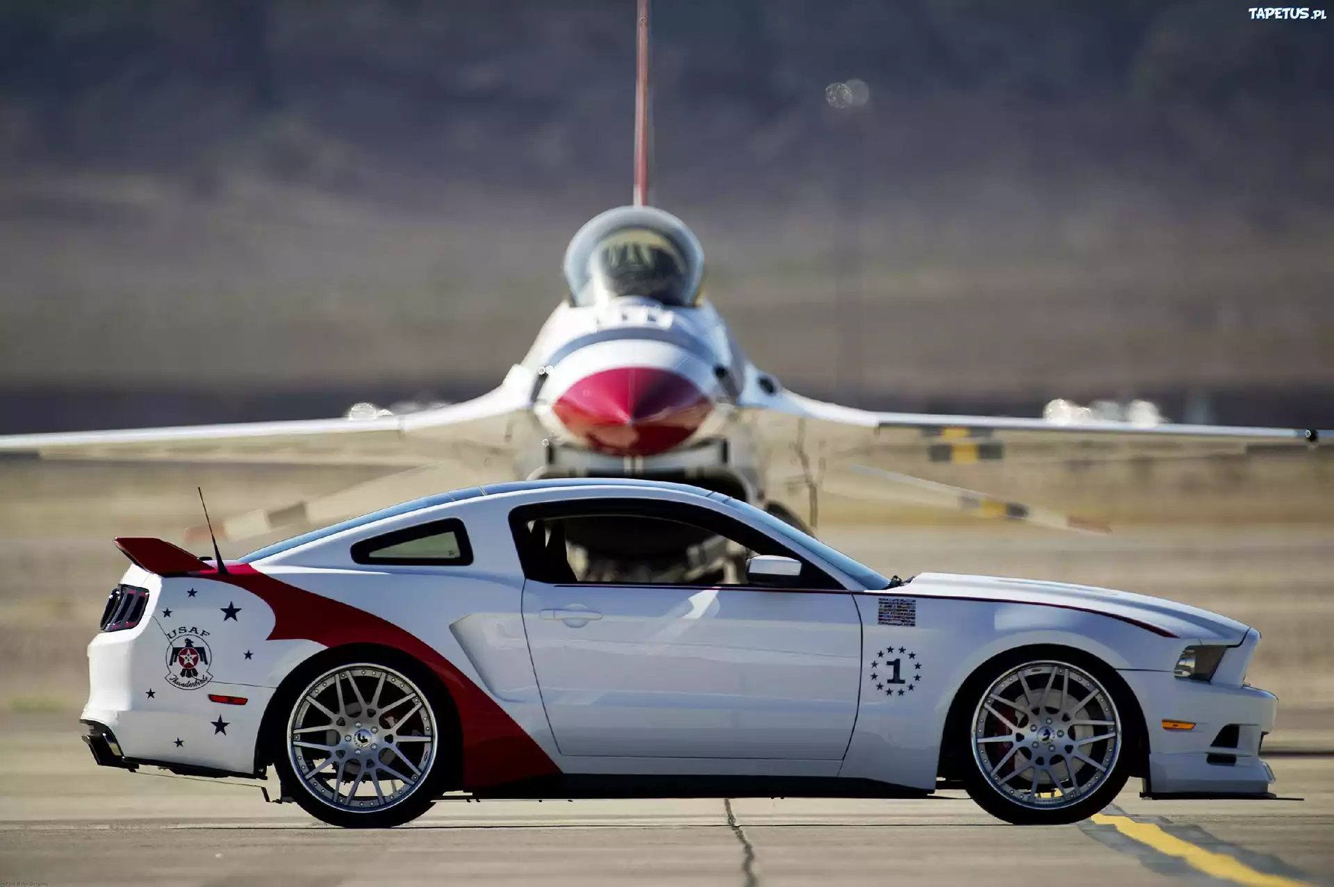 Ford Mustang GT, Thunderbirds Edition