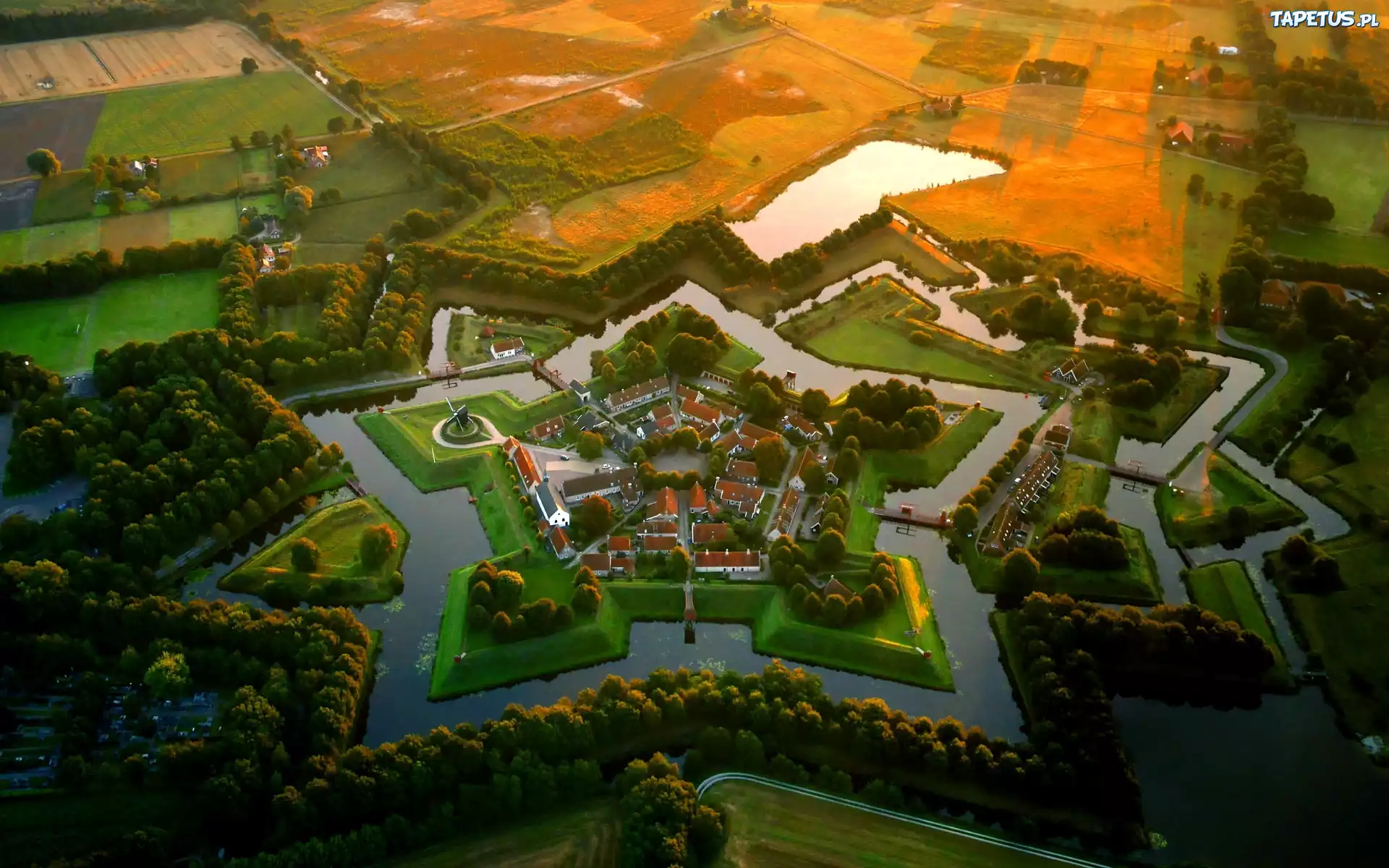 Bourtange, Holandia, Twierdza, Muzeum, Fosa, Z lotu ptaka