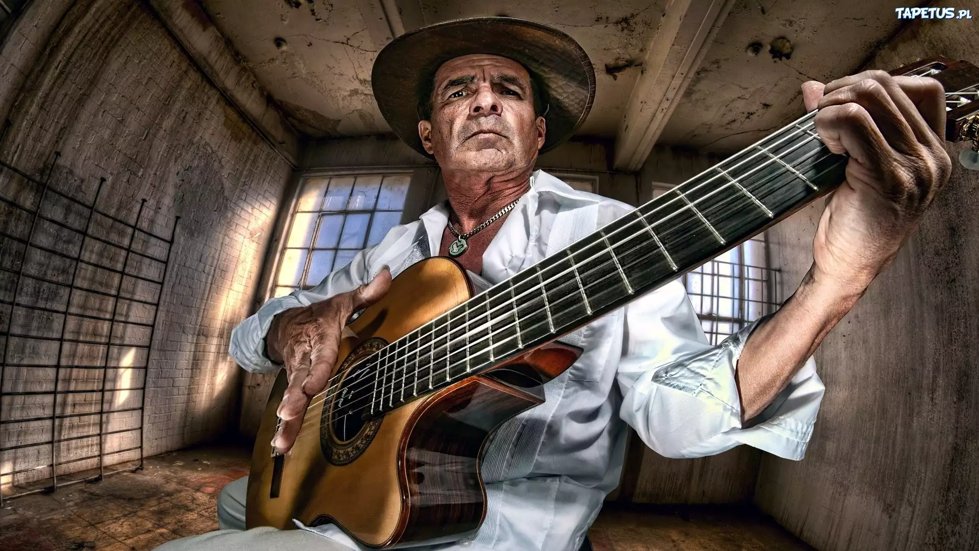 Mężczyzna, Gitara