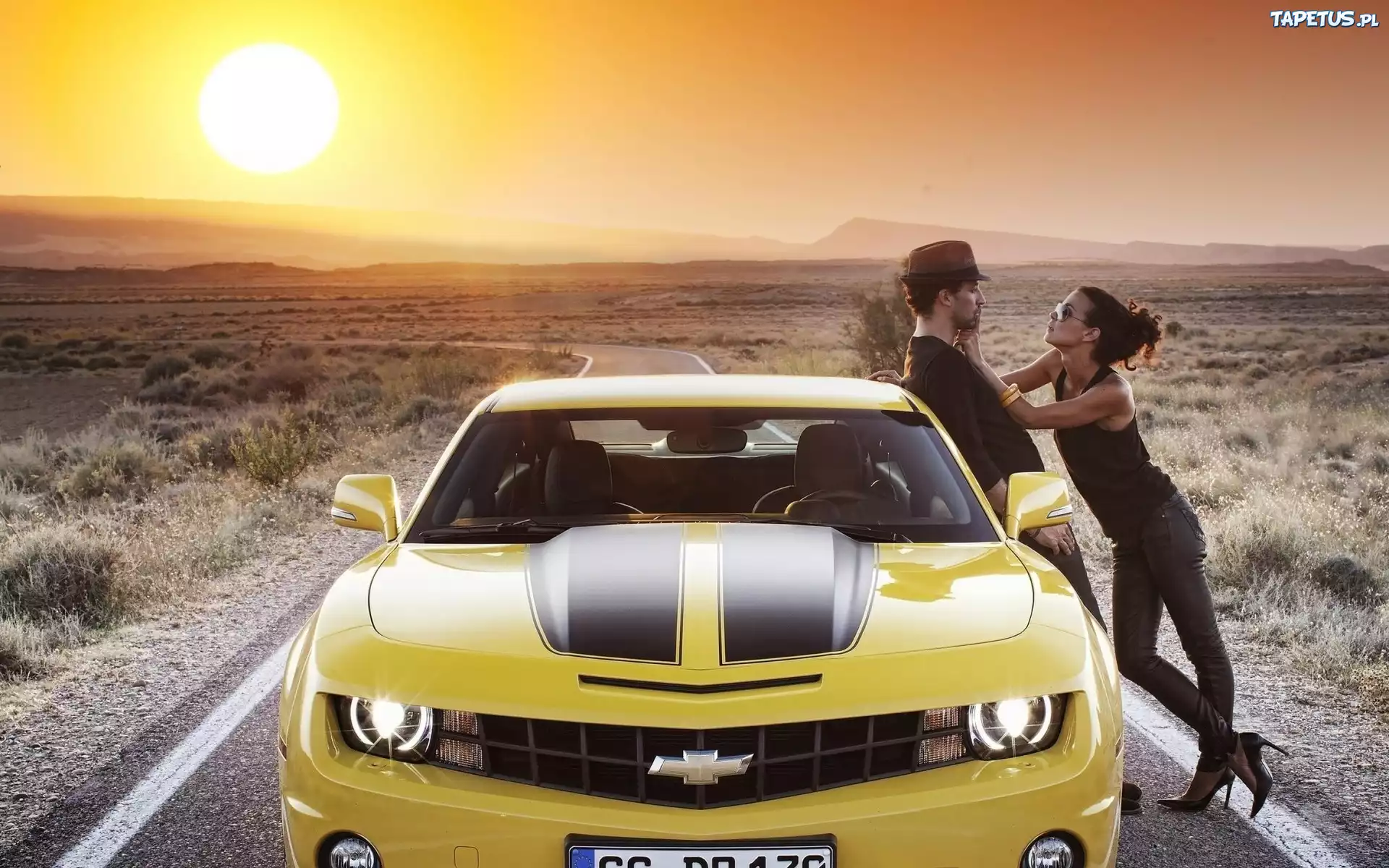 Żółty, Chevrolet Camaro, Para, Droga, Słońce