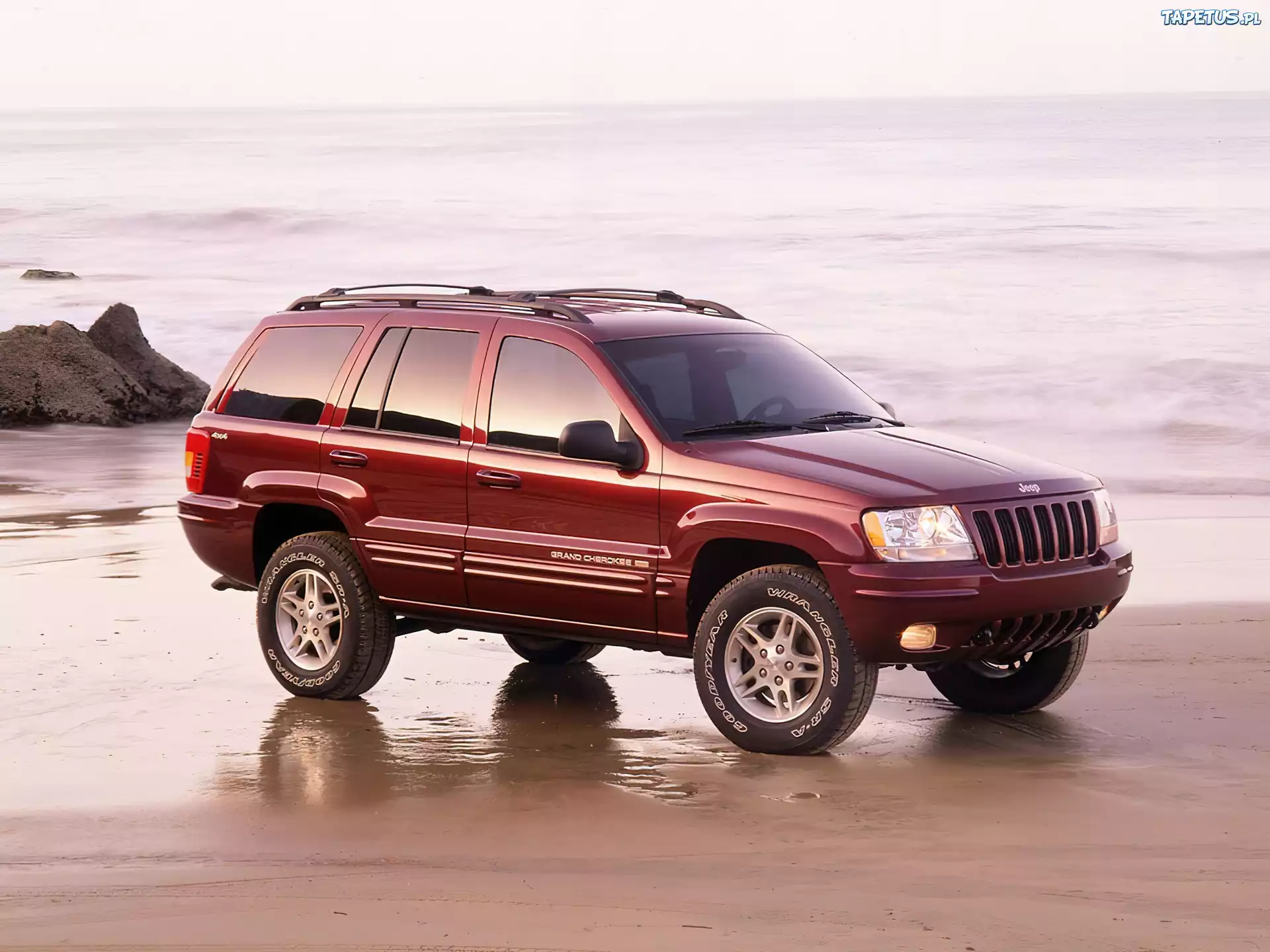 Wiśniowy, Jeep Grand Cherokee