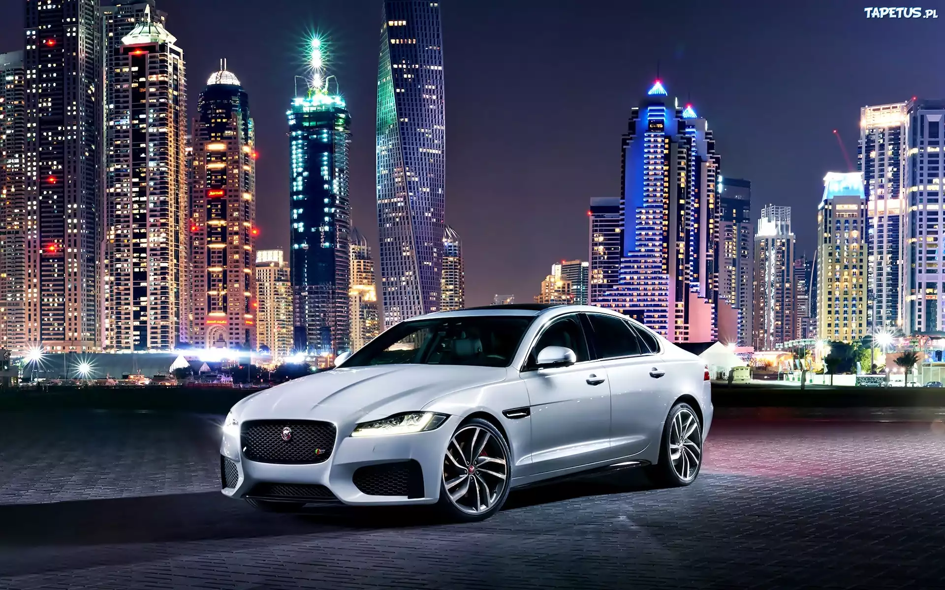 Samochód, Jaguar XF, Dubaj