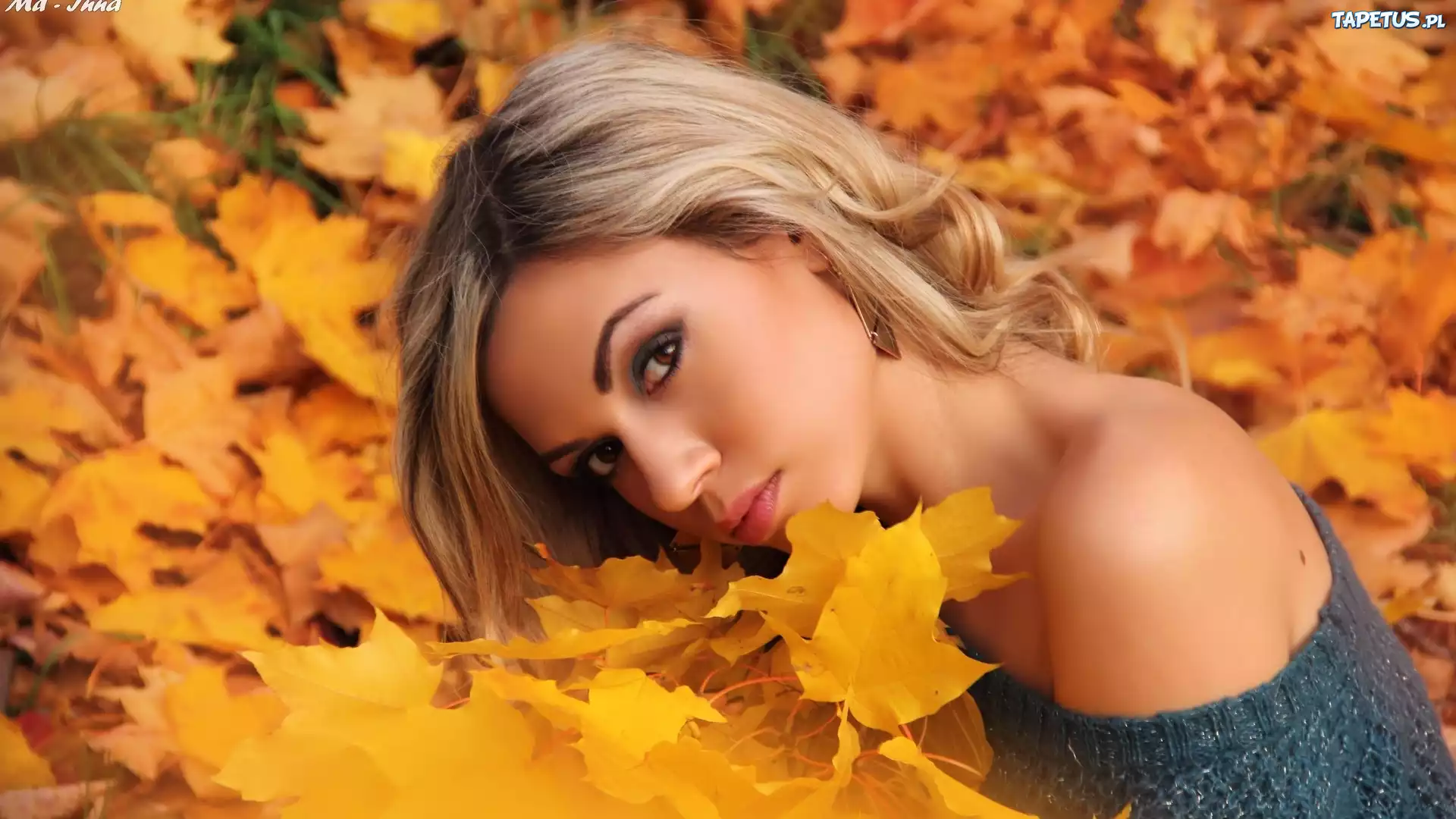 Dziewczyna, Blondynka, Modelka, Liście, Jesień