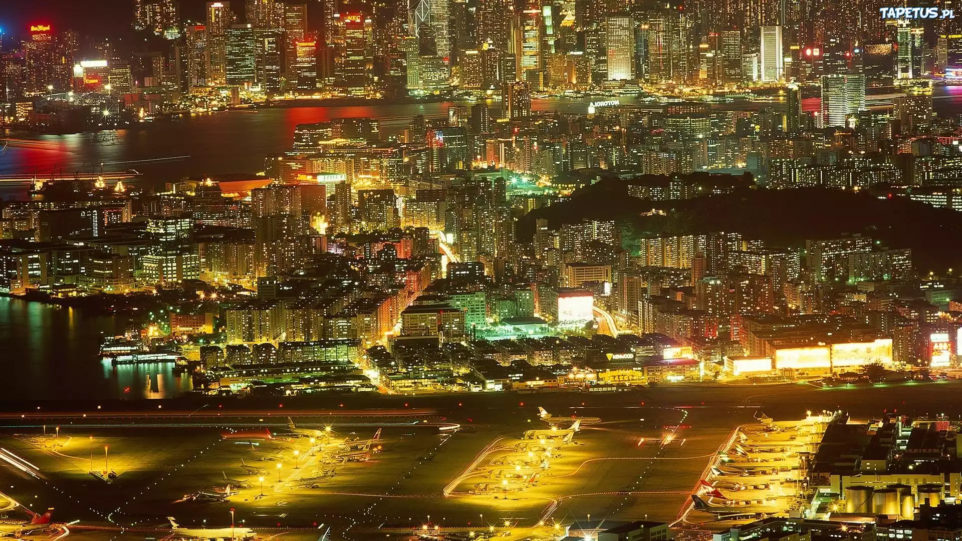 Hong Kong, Miasto, Lotnisko, Old Kai Tak